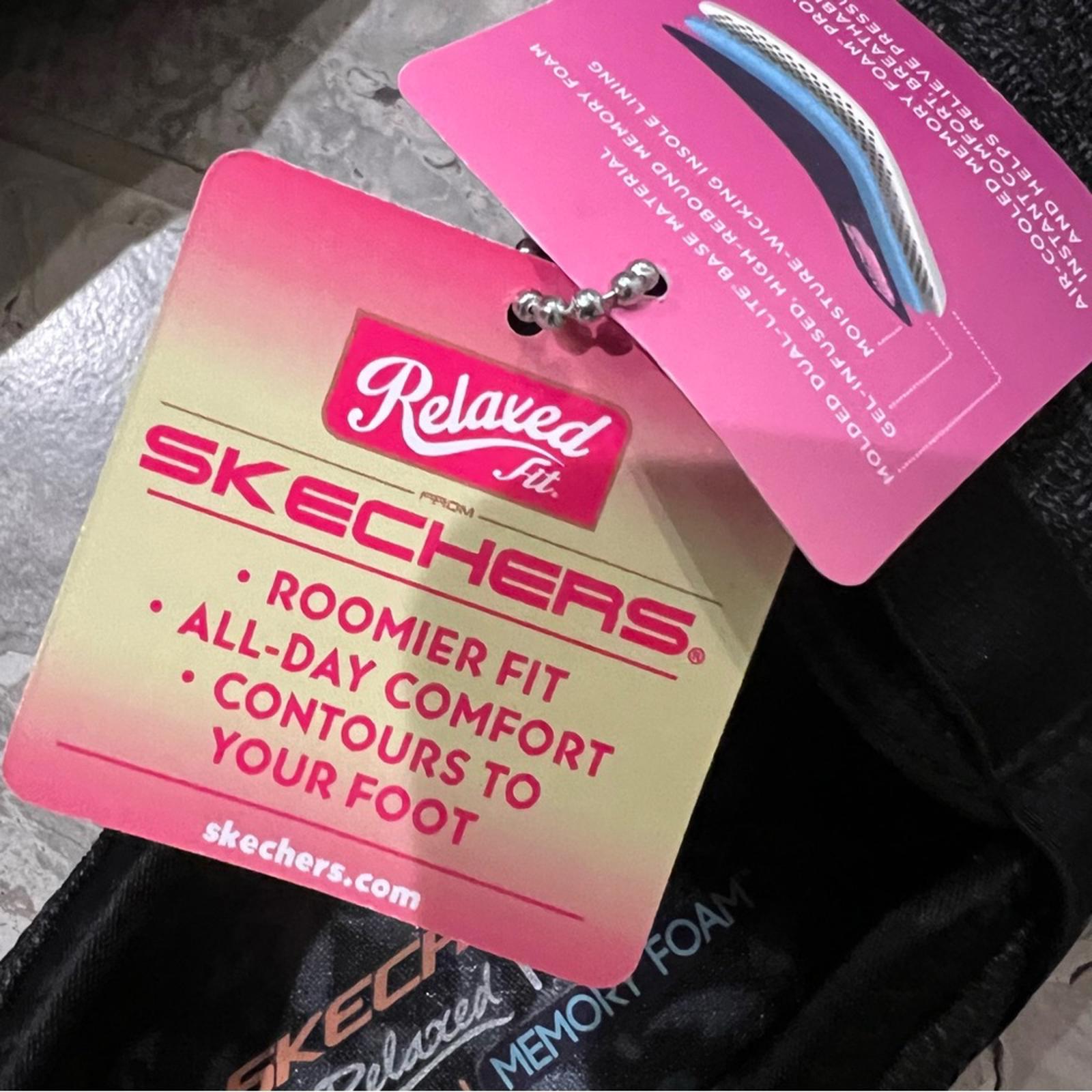 NEW Skechers Relaxed Fit Air-Cooled Memory Foam Slip-On Sneakers, Size 7.5