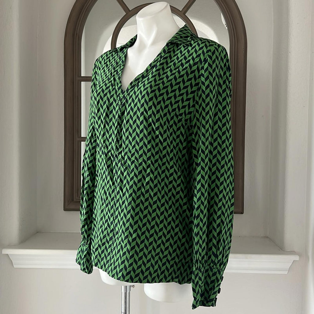 Tory Burch Silk Blouse in Green/Navy Size 10 EXCELLENT