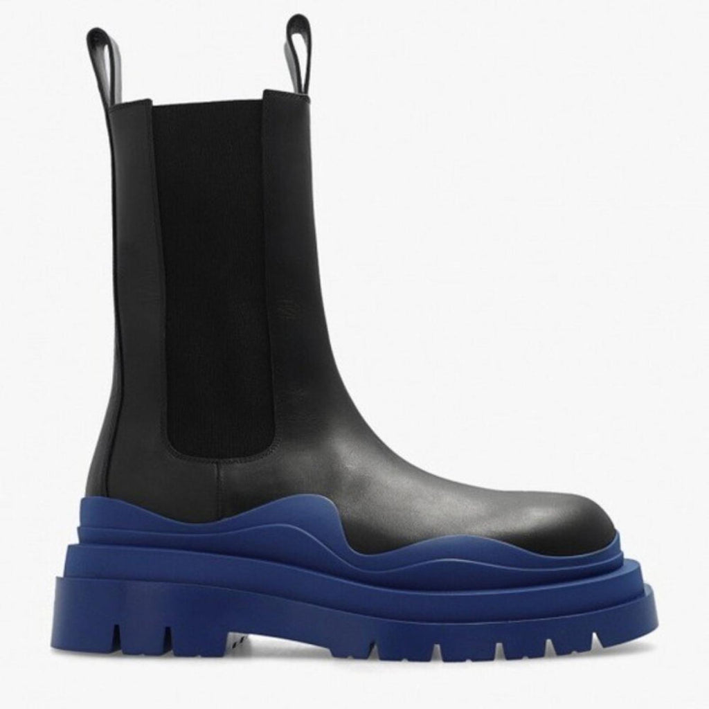 Bottega Veneta Black ‘Tire’ platform Chelsea Boots, Size 40 New in Box +DustBag