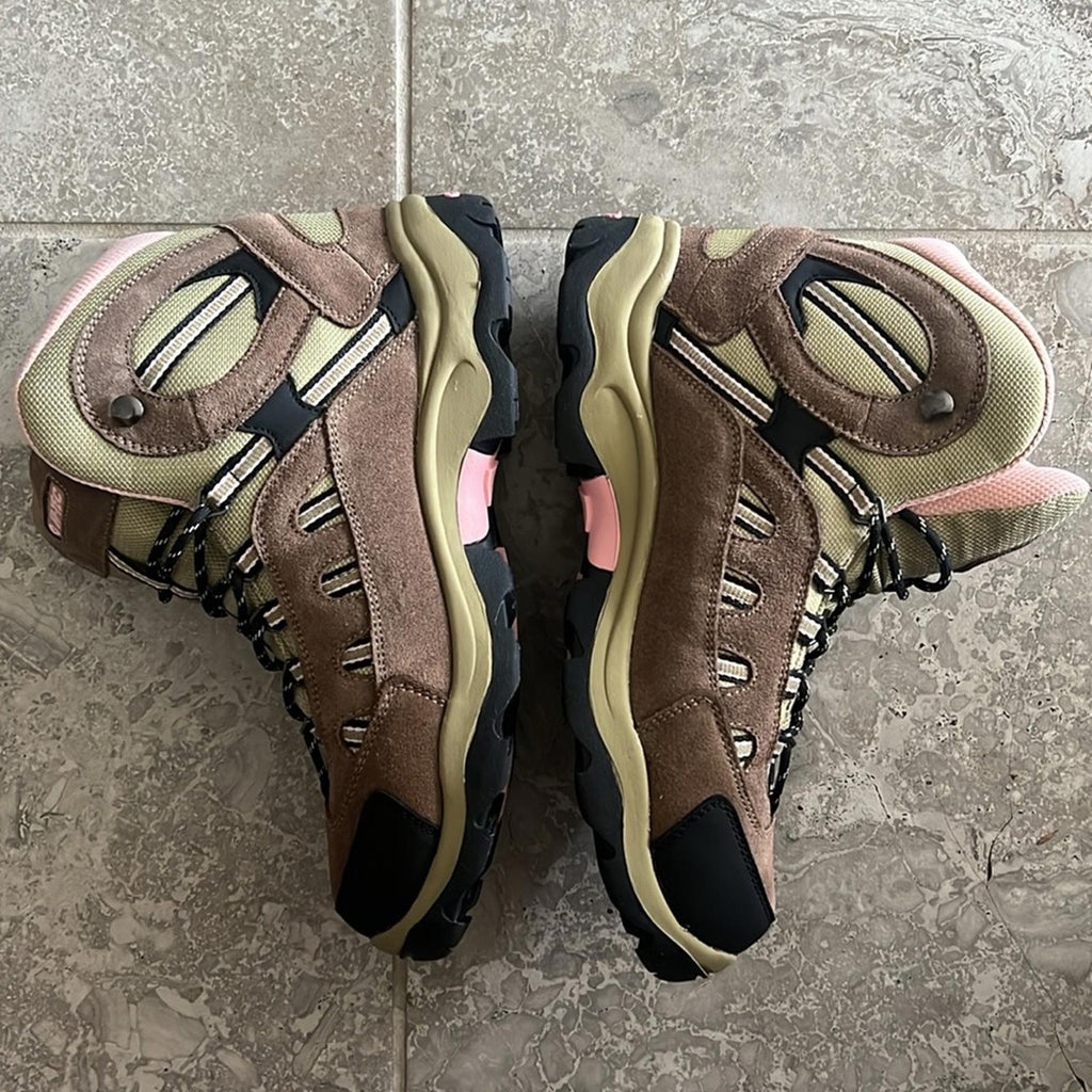 Hi-Tec Mesa Waterproof Hiking Boots in Taupe/Pink, Size 11, EXCELLENT!