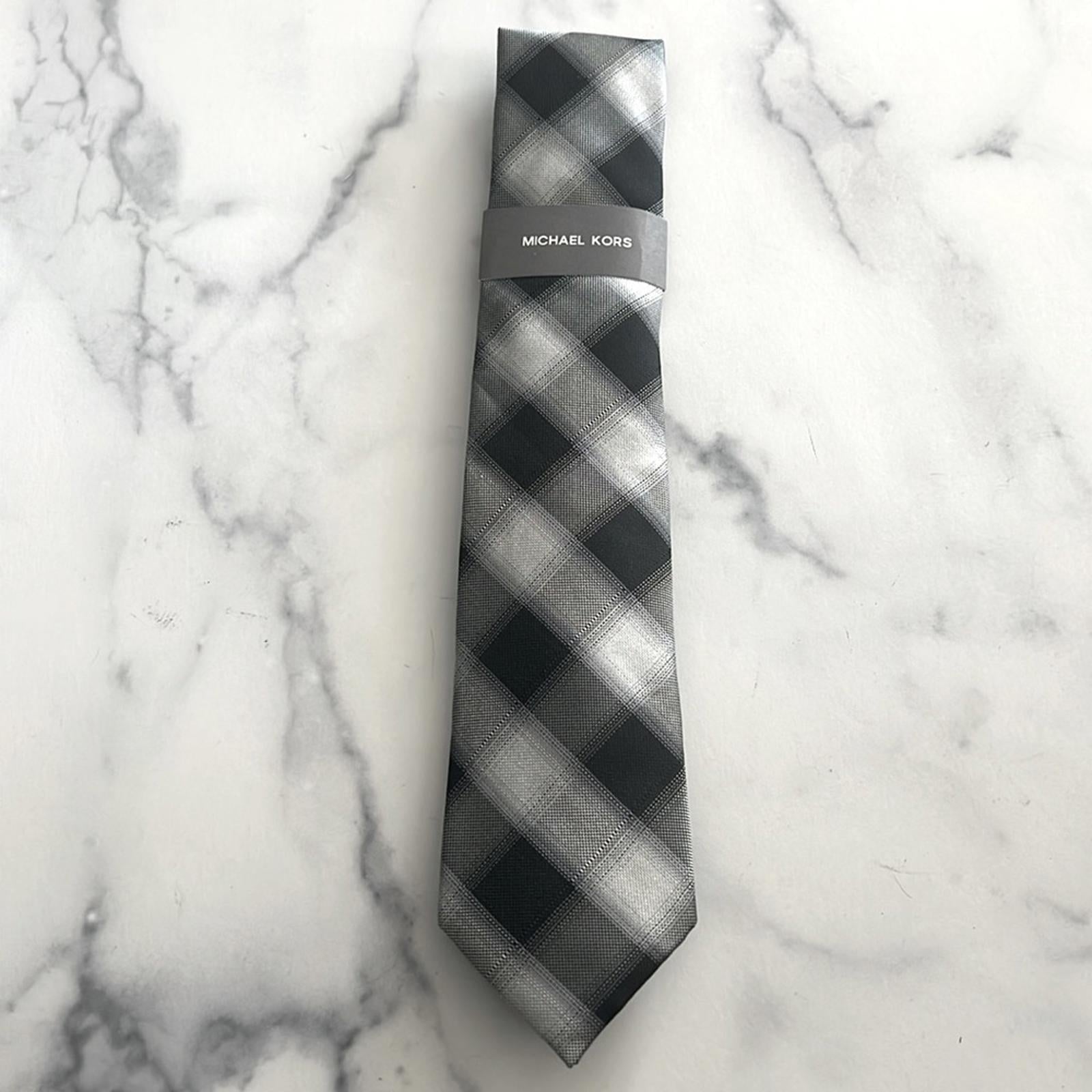 Michael Kors Men's Denton Check Tie in Black Silver, New w/Tag $69.50