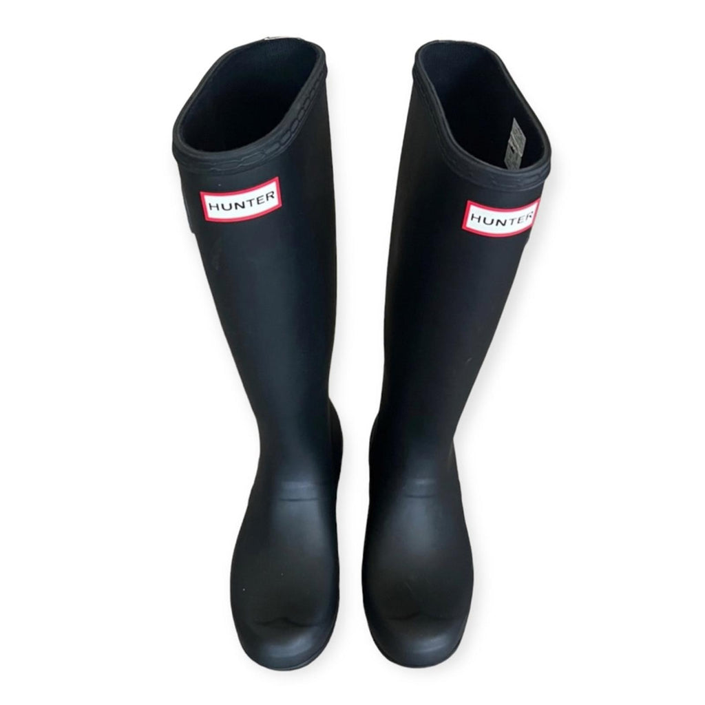 Hunter Tall Rain Boots in Black w/Grey Stripe, Size US7 EU38, New w/Tag