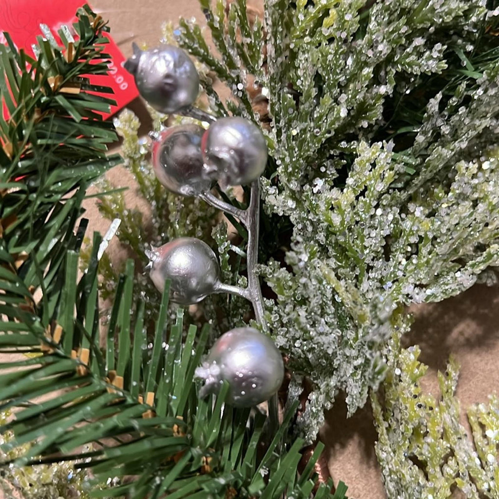 WonderShop Holiday Wreath, Christmas Green, New with Tag