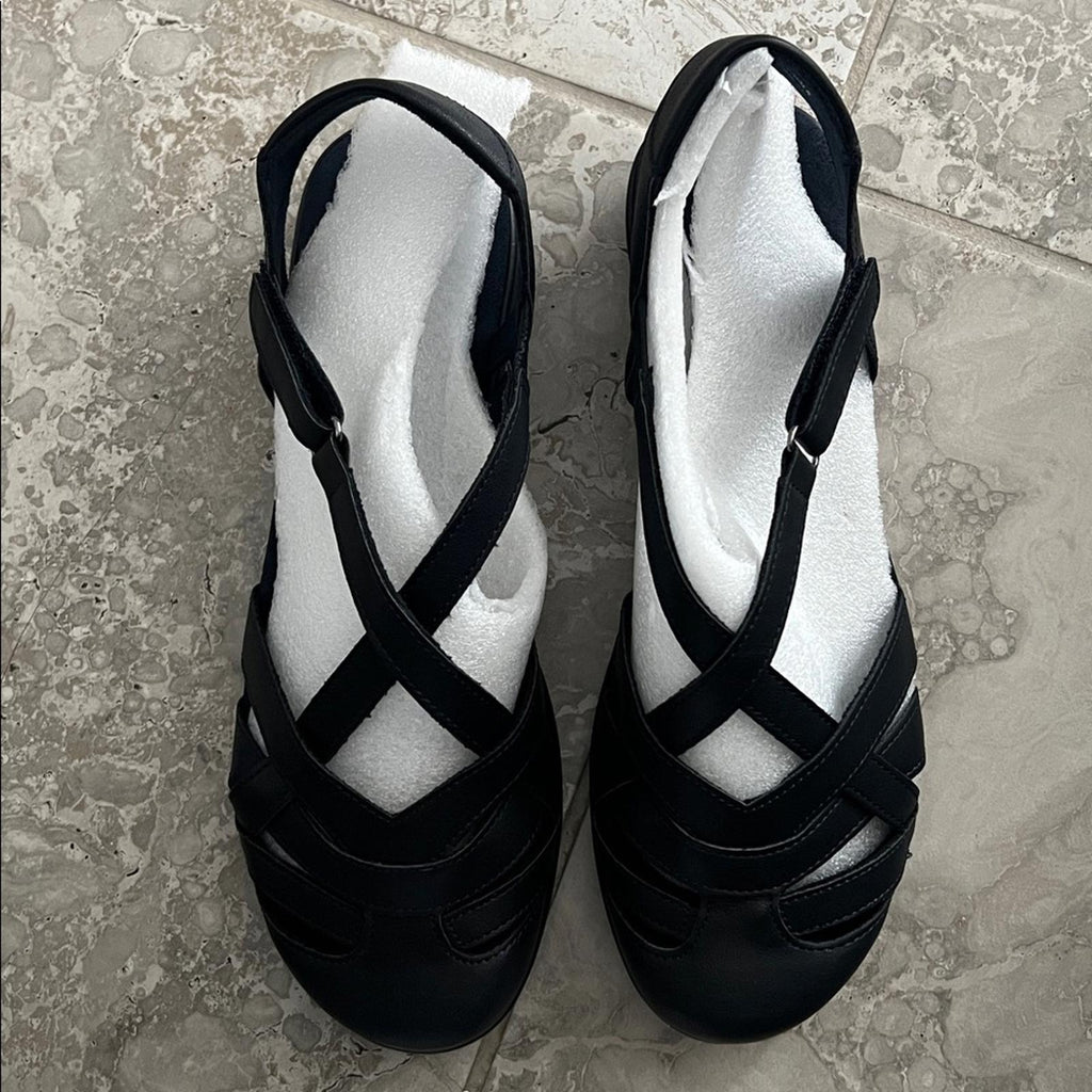 Easy Street Garrett Navy Sandals, Size 11, New in Box