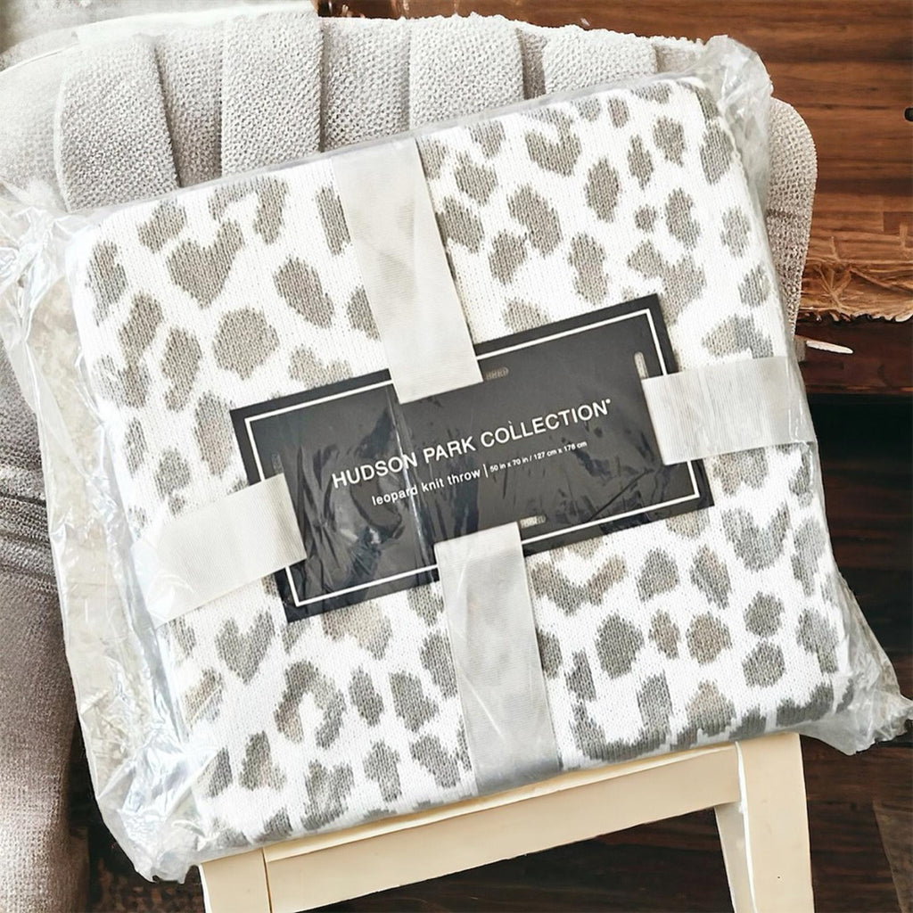 Hudson Park Leo Print Knit Throw, Size 50”x70” New w/Tag Retail $140