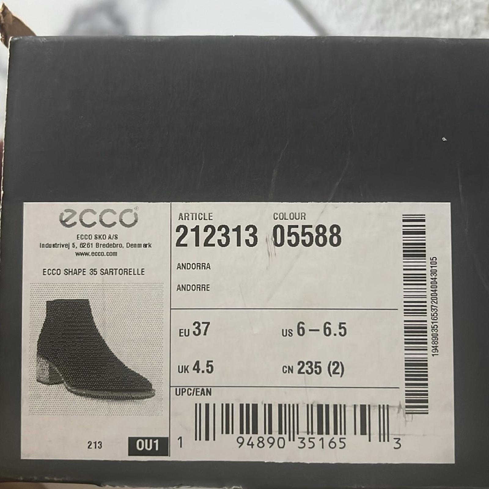 Ecco Shape 35 Sartorelle Water Repellent Ankle Booties Suede Size 37 US6-6.5 NEW