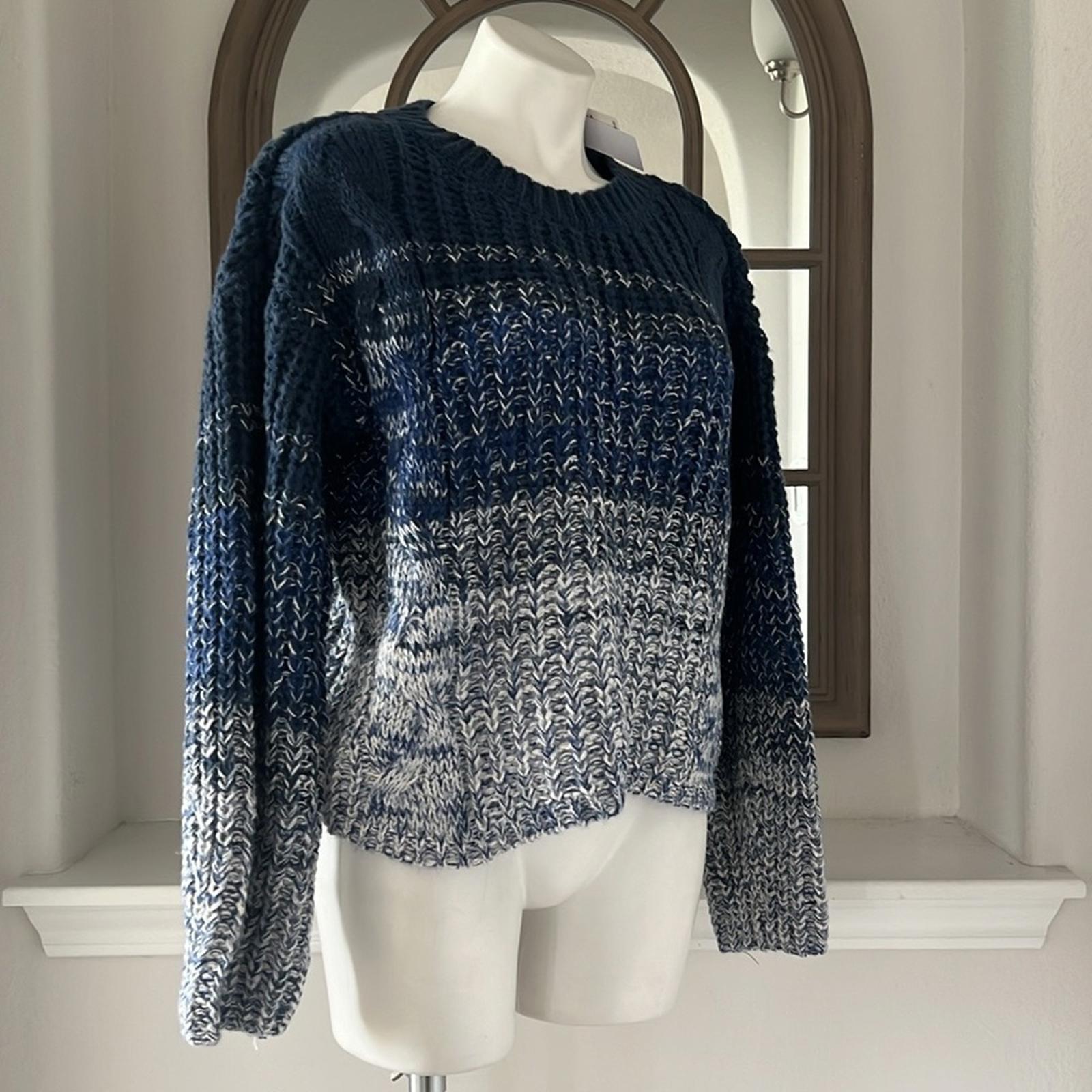 525 Ombré Crewneck Sweater in Dark Blue Multi, Size L, New w/Tag