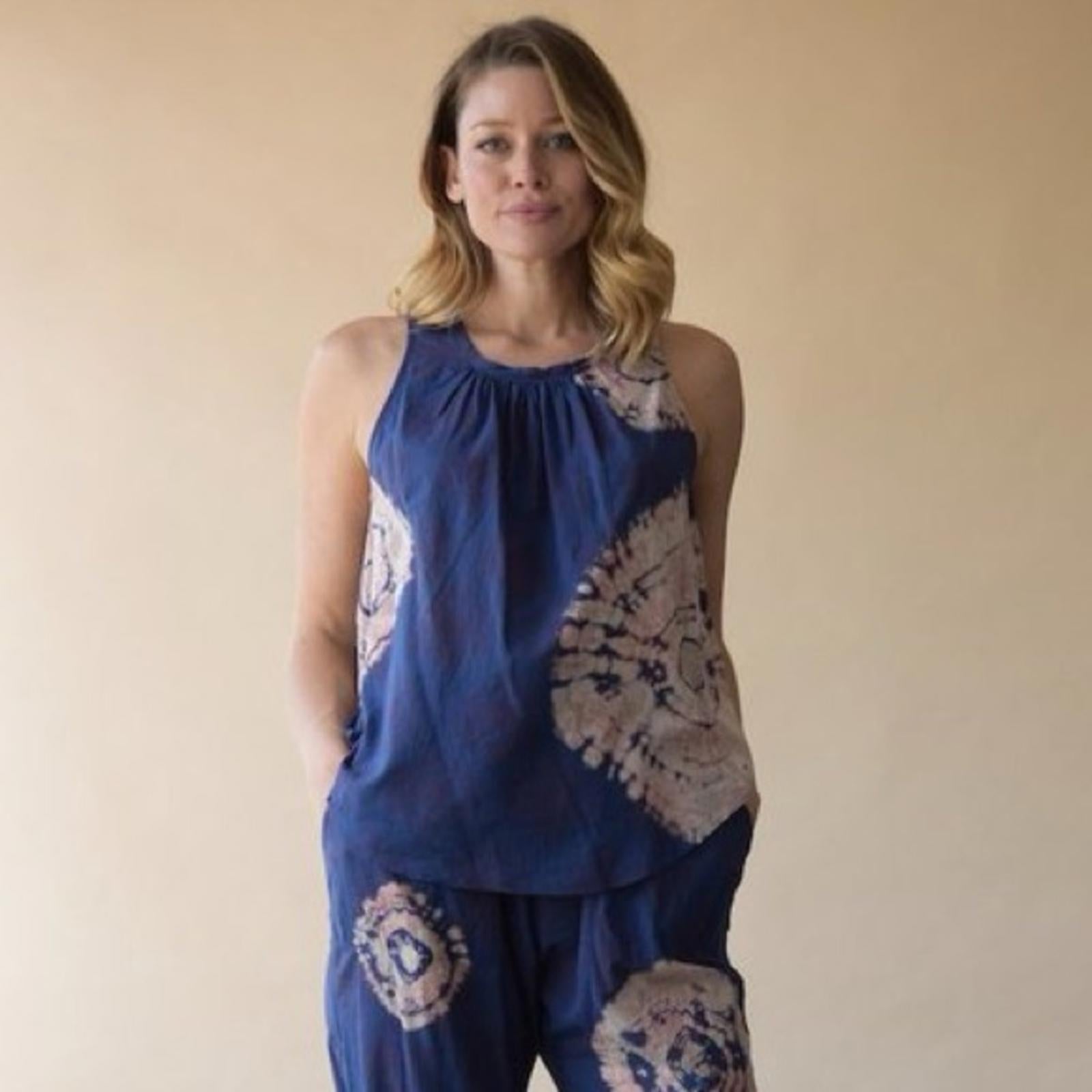 Raquel Allegra Voile Block Print Shirred Sleeveless Top, Blue/Red Size 0 $132.50