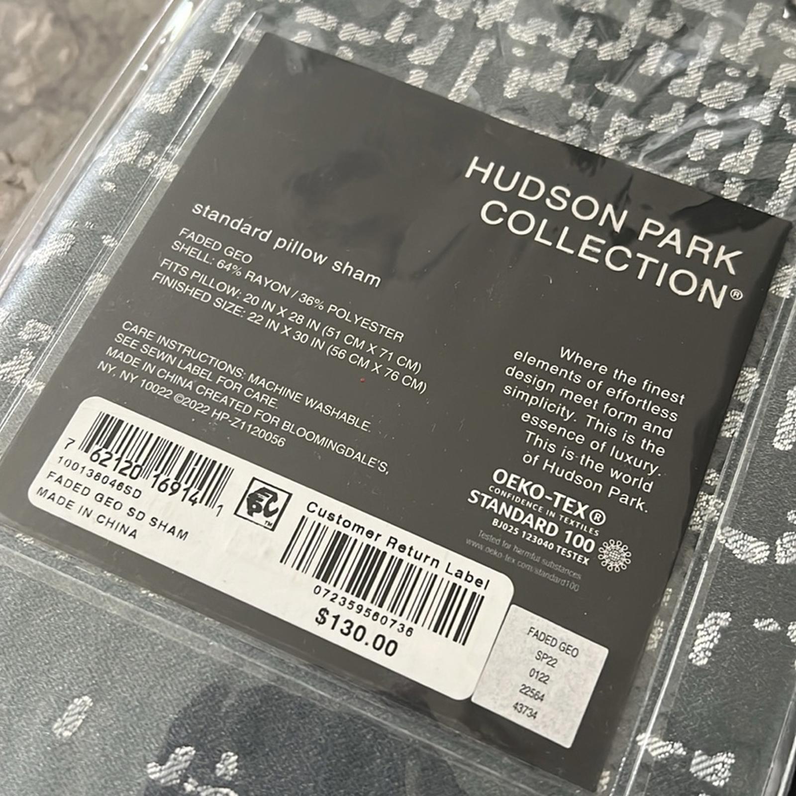 3-Pc Hudson Park Collection Faded Geometric Duvet +2 Shams, Size Queen NWT $660