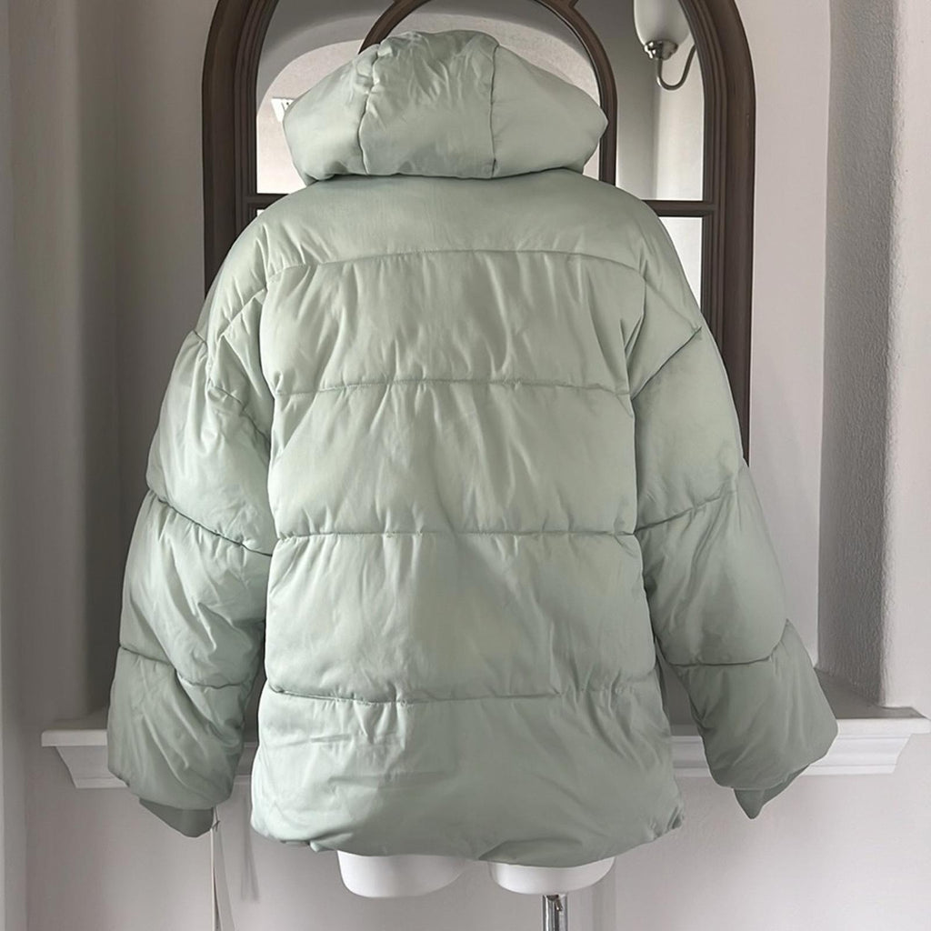 AQUA Hooded Puffer Coat in Sage Green, Size XS New w/Tag $198 (SOLD OUT)
