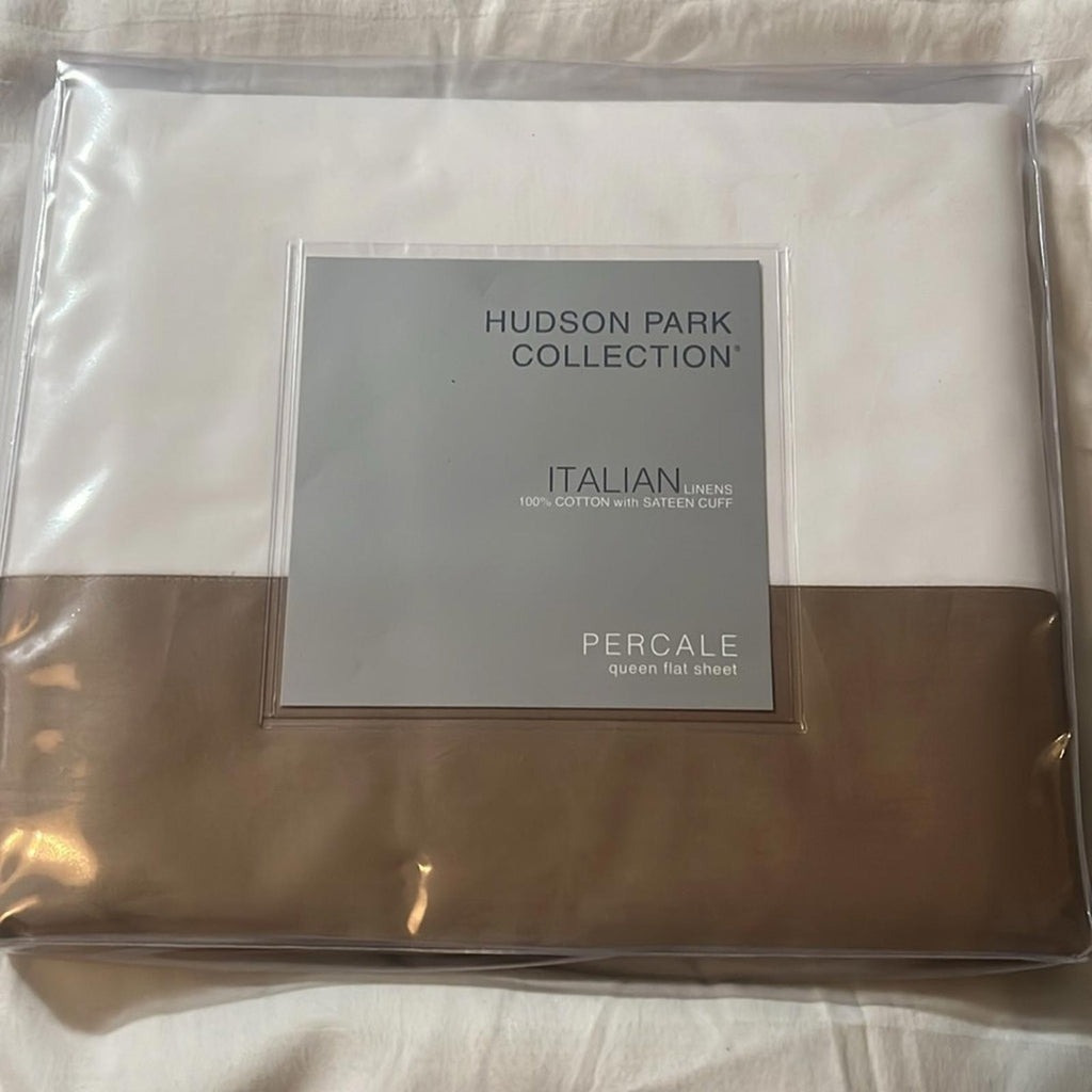 Hudson Park Collection Italian Cuff Flat Sheet in White/Brown, NWT, Queen $195