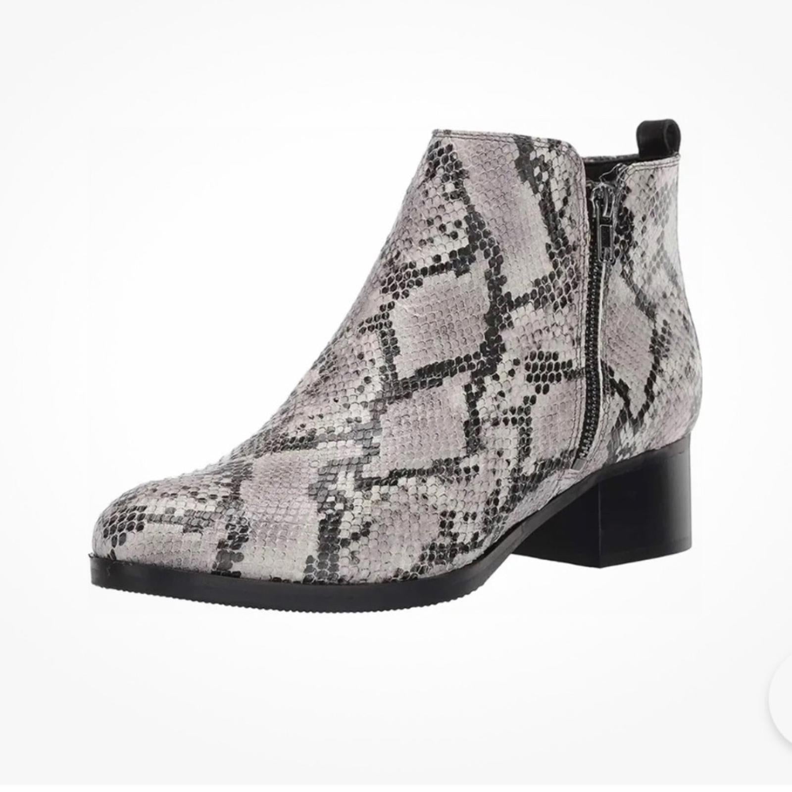 Clarks Mila Sky Grey Snake Leather Ankle Boots, NEW, Size UK 3, US 5½