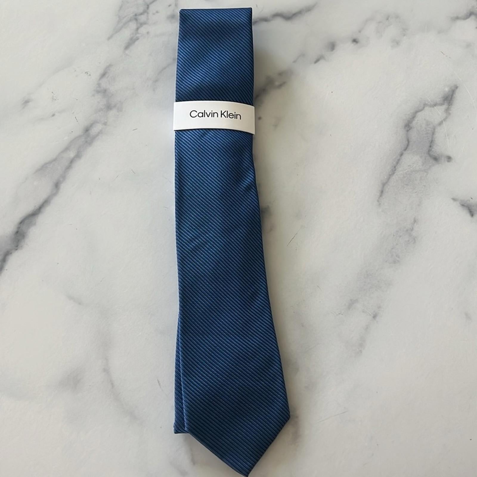 Calvin Klein Shiny Mini-Stripe Textured Silk Tie in Blue, One Size, NWT