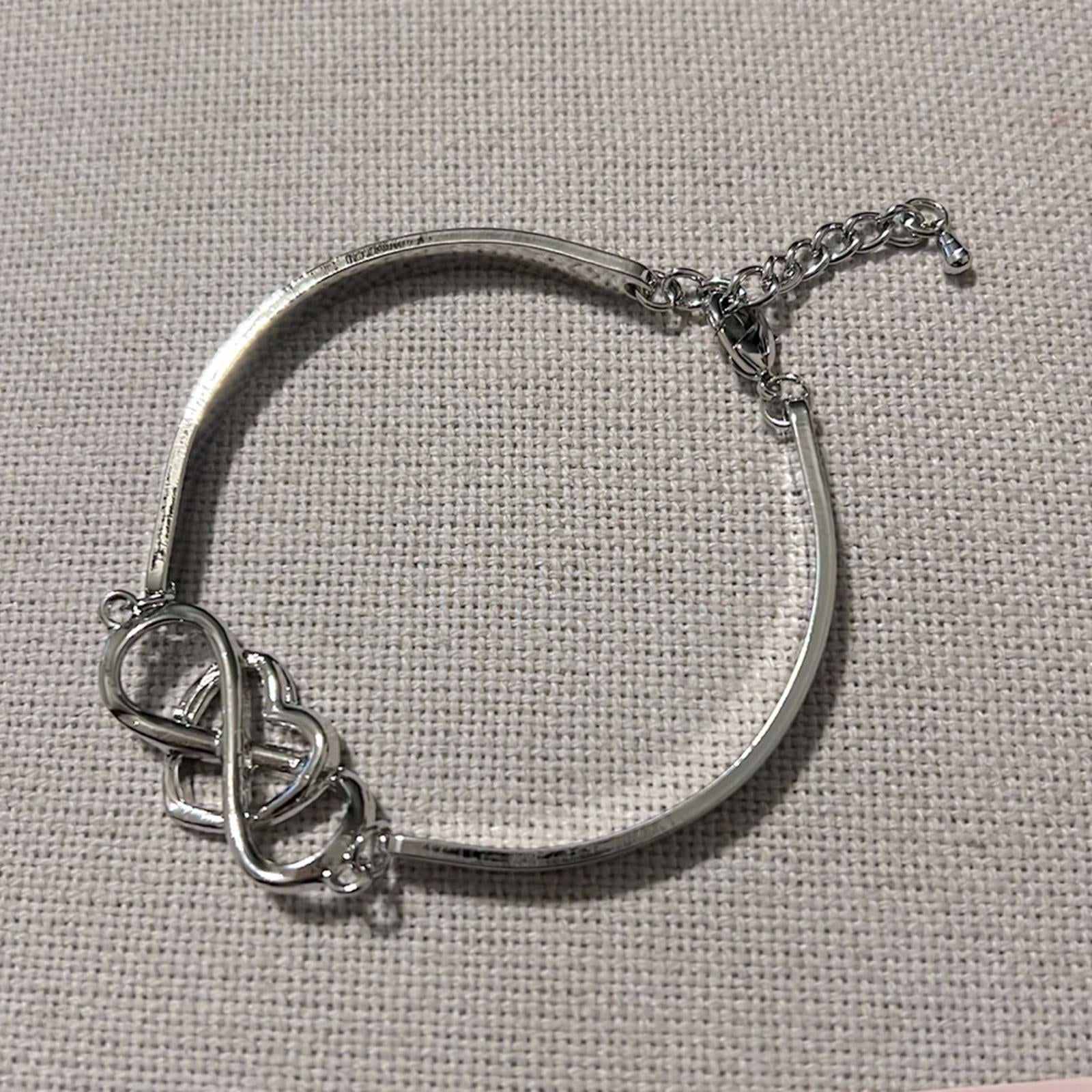 Beautiful Silver “Daughter” Bracelet New with Tag
