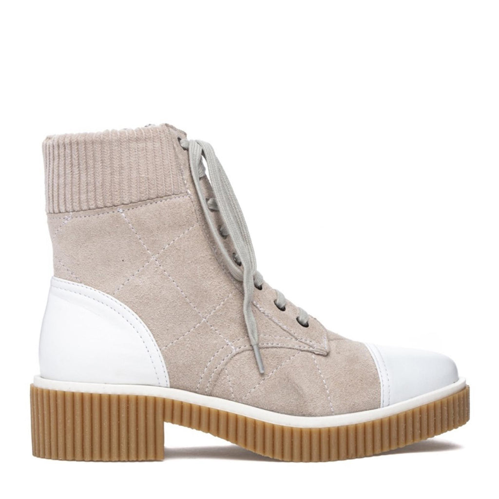 Vaneli Mage Boots in Light Grey Nival Combo, Size 7
New w/o Box Retail $250