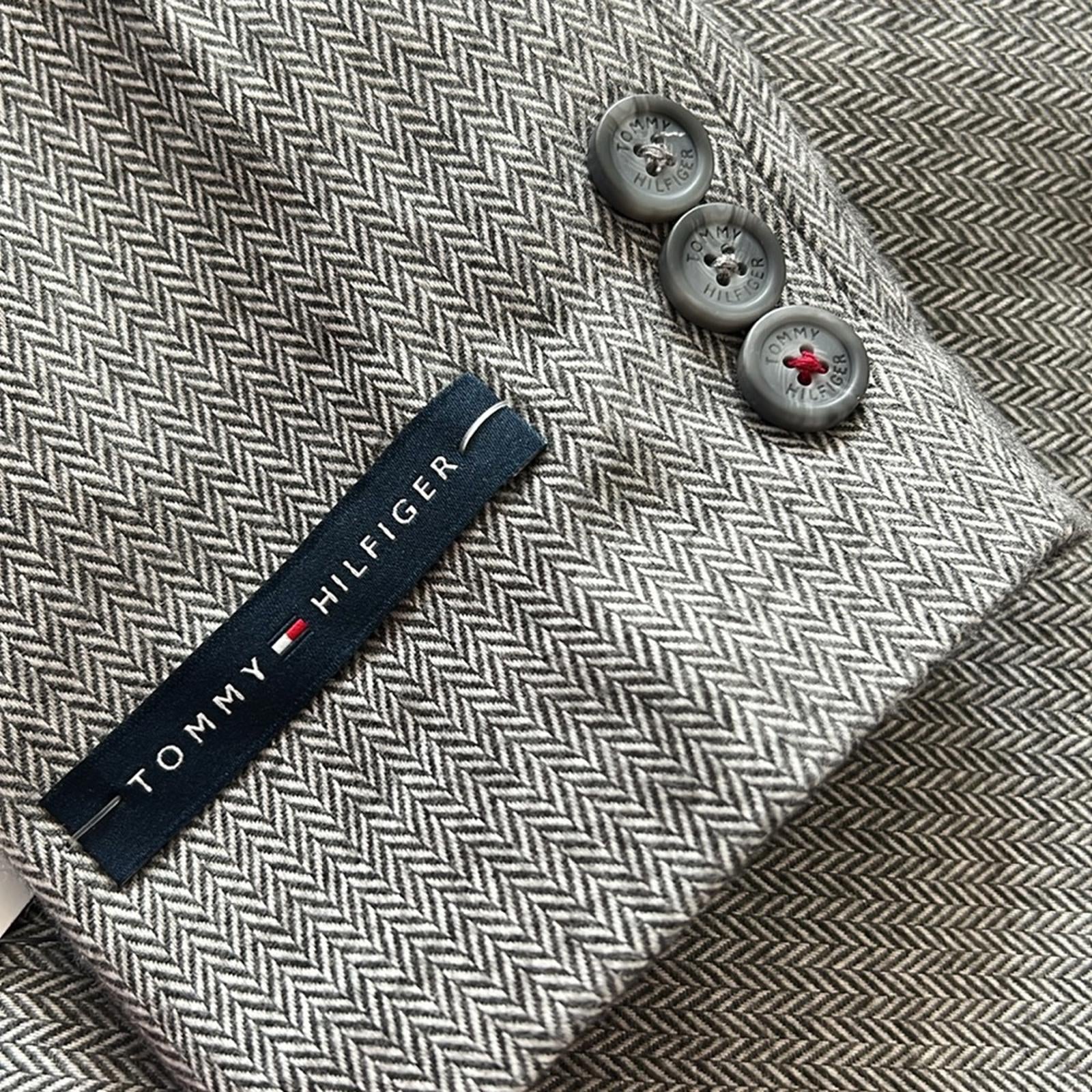 Tommy Hilfiger Big Boys Brushed Herringbone Jacket in Dark Gray Size 18 NWT $125