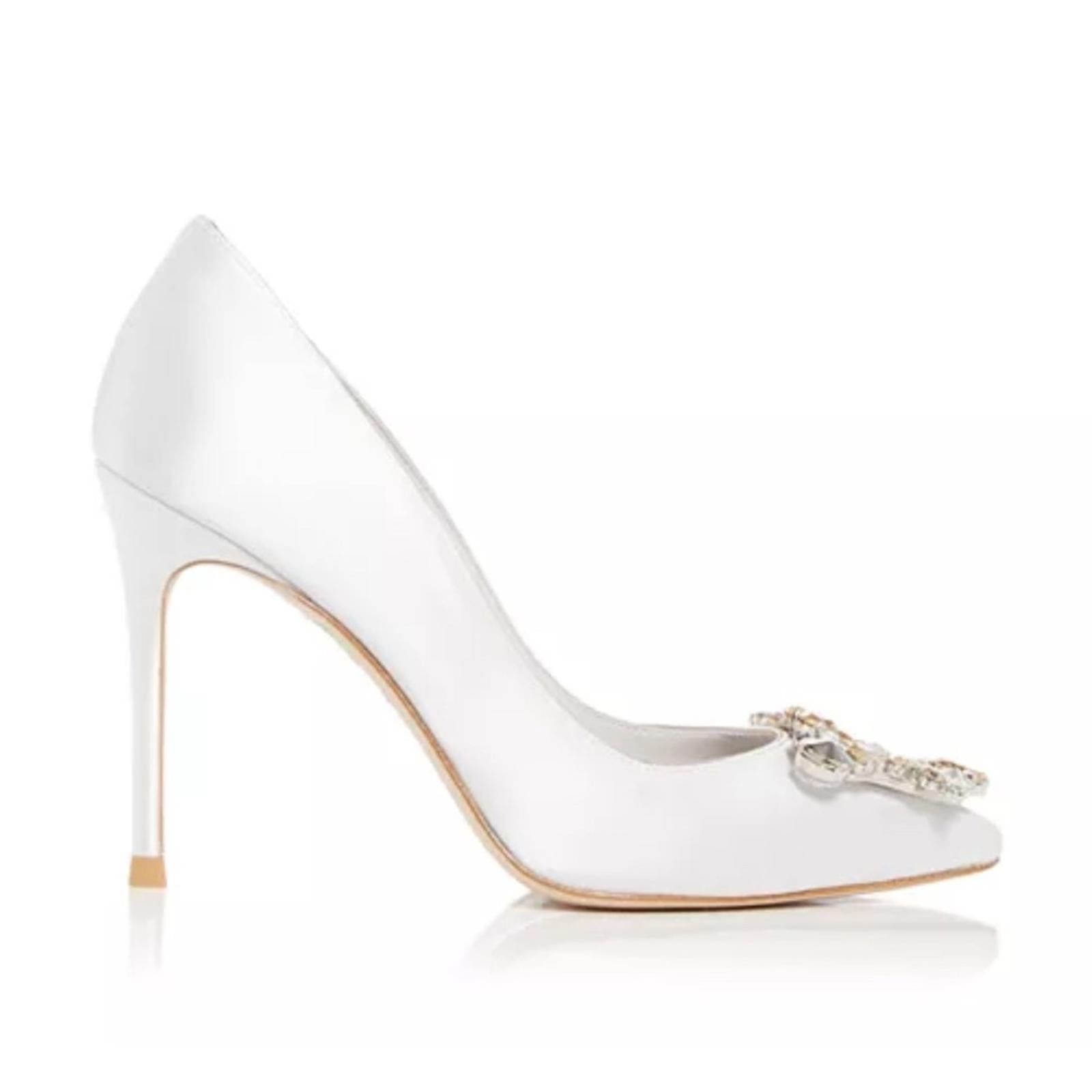 Sophia Webster Margaux Embellished Pointed Toe Pumps in Ivory Satin, Size 38 NEW