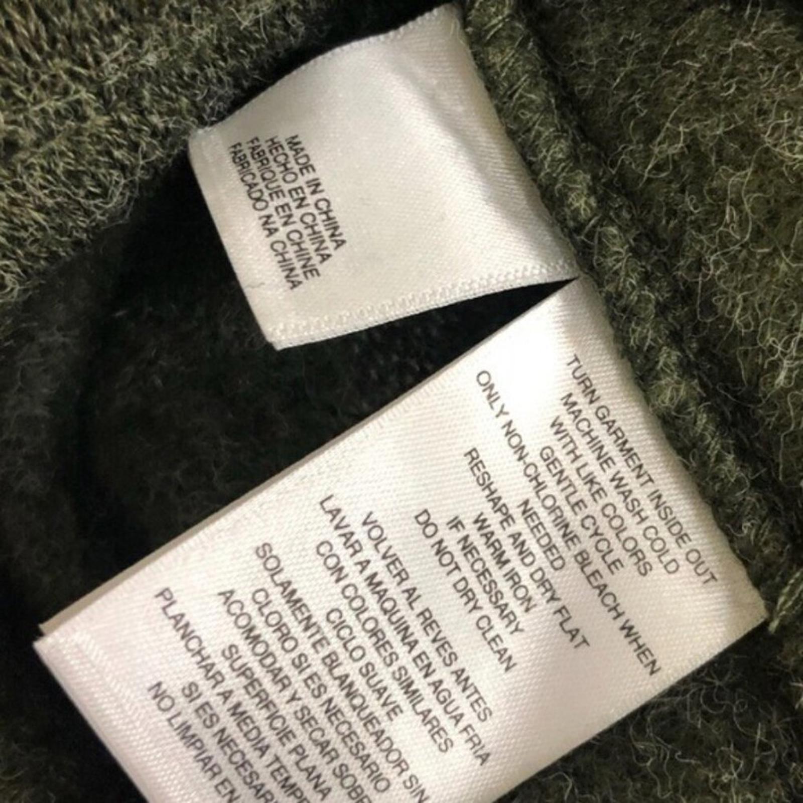 Rachel Roy ARMY Leigha Twist Front Sweater, Surplice V-Neck Size L New w/Tag