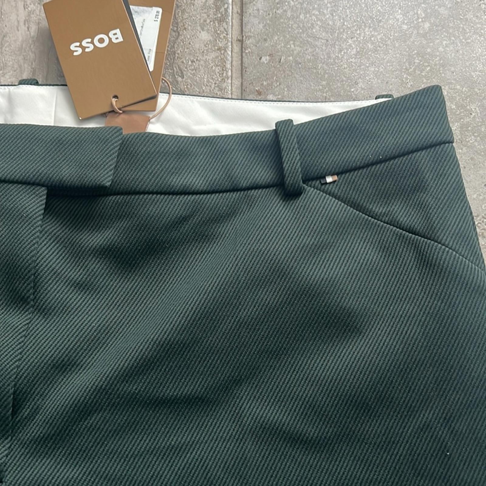 BOSS Tatiani Cropped Twill Pants in Open Green, Size 14 New w/Tag, Retail $278