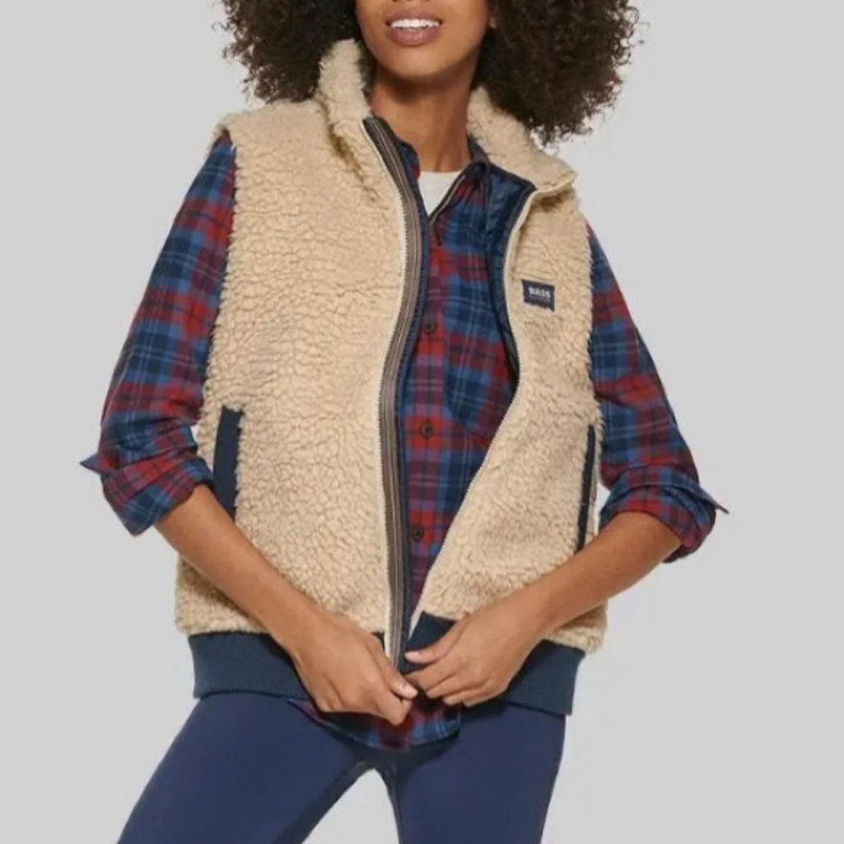 Bass Outdoor Hiking Vest Faux Sherpa Oatmeal, Size XL New w/Tag