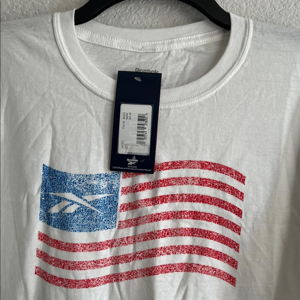 Reebok Graphic Crewneck T-Shirt in White, Size XL NEW w/Tag