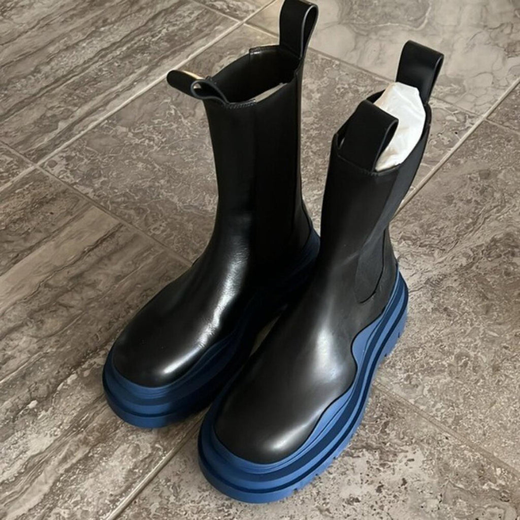 Bottega Veneta Black ‘Tire’ platform Chelsea Boots, Size 40 New in Box +DustBag