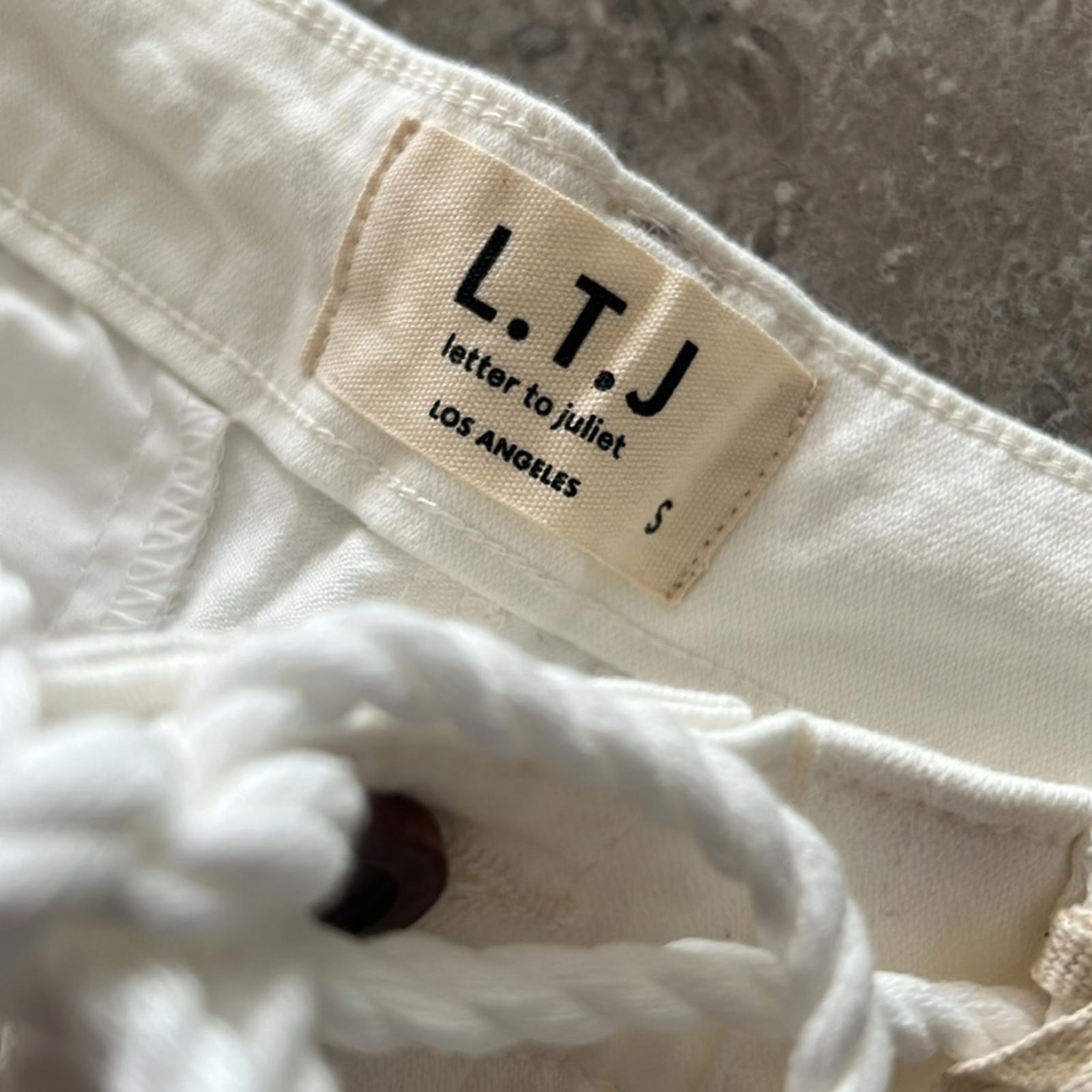 L.T.J Letter to Juliet Belted White Shorts, Size S New w/Tag