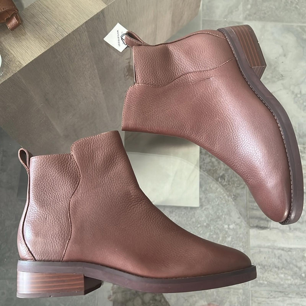 COLE HAAN Waterproof River Chelsea Booties, Sequoia Le Size 7, New w/o Box