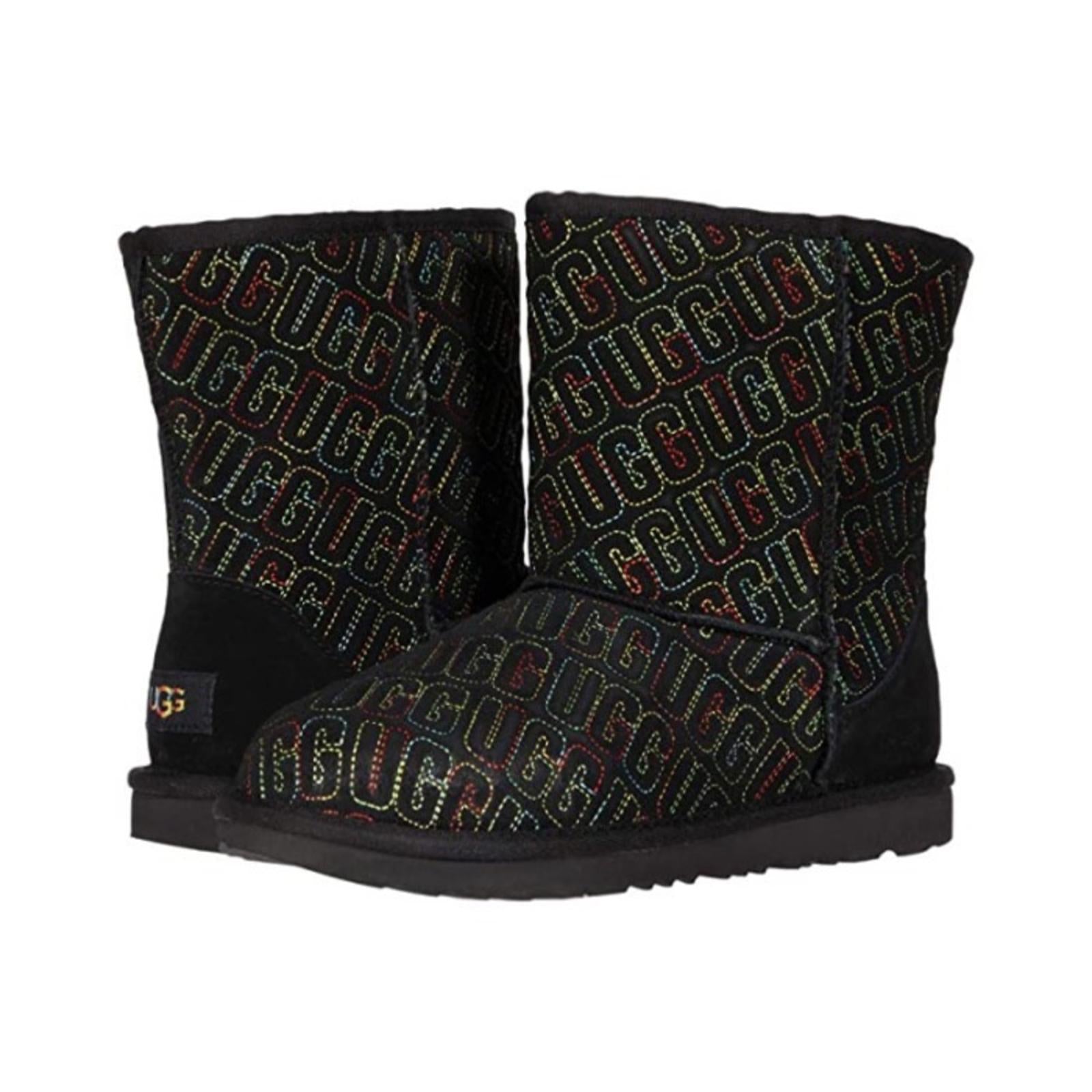 UGG Kid’s Classic II Graphic Stitch Wool-Lined Boots, Toddler Size 2, NEW