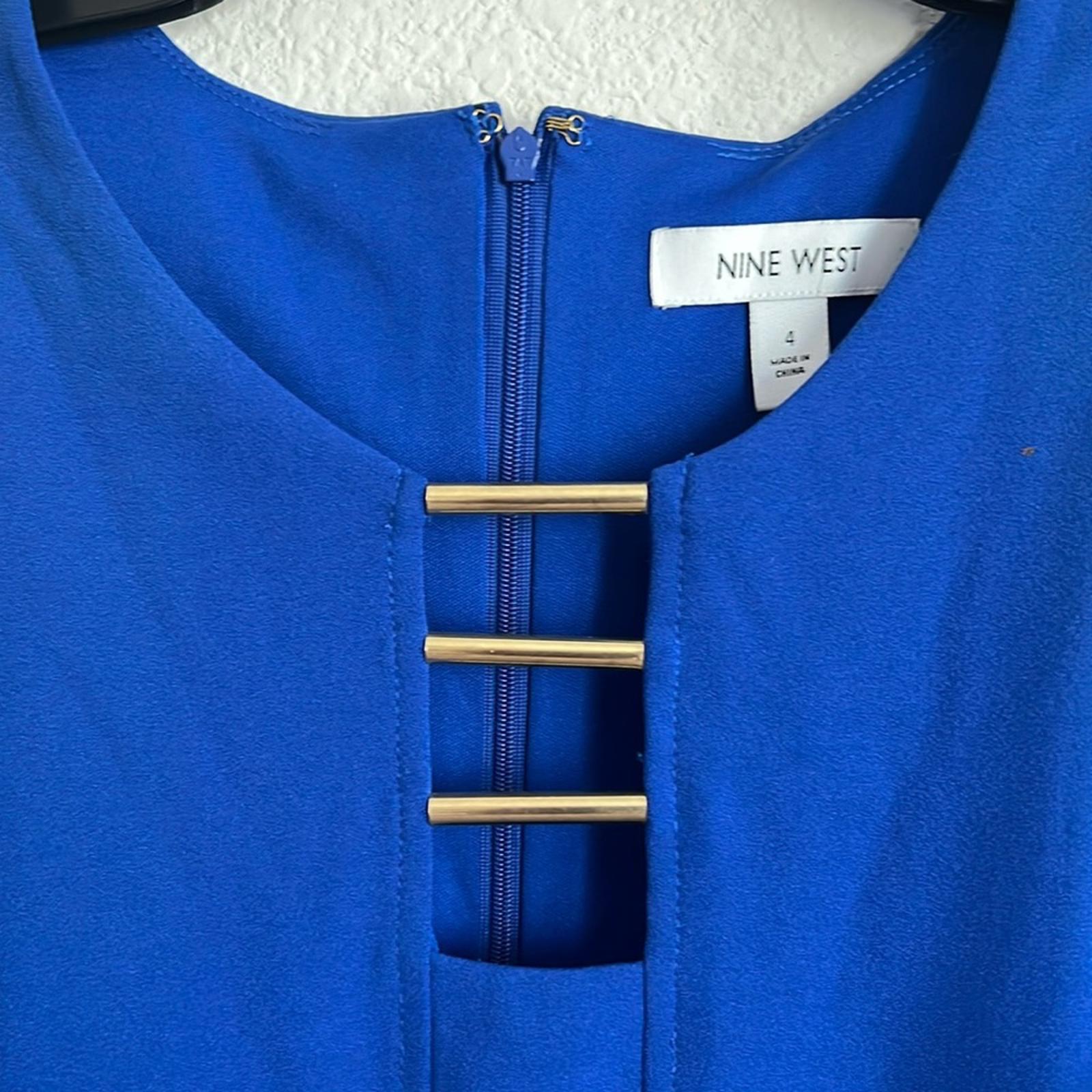 Nine West Cool Crepe Cut Out Neck Trapeze Dress in Blue, NWT, Size 4