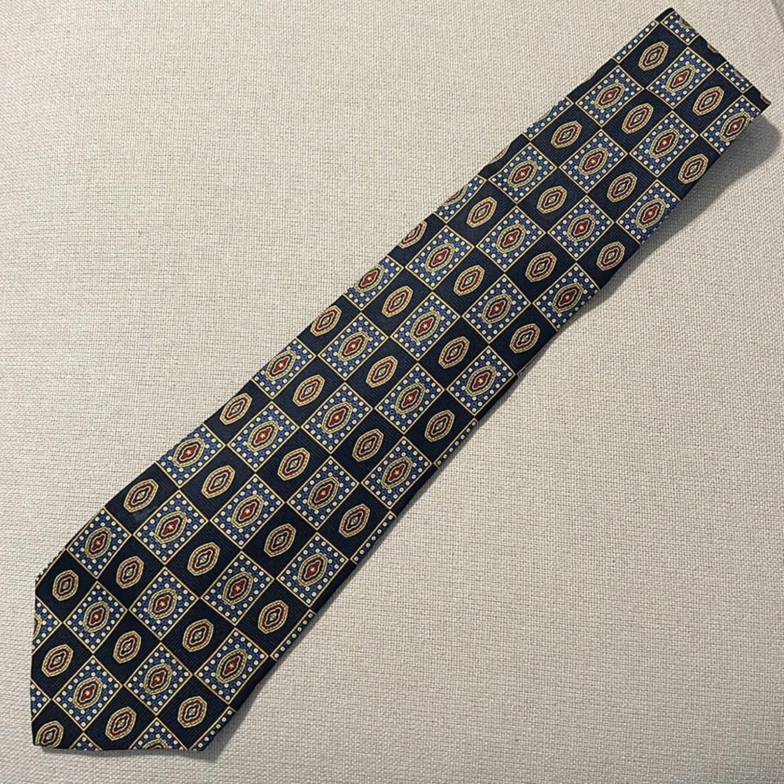 Tommy Hilfiger 100% Silk Neck Tie