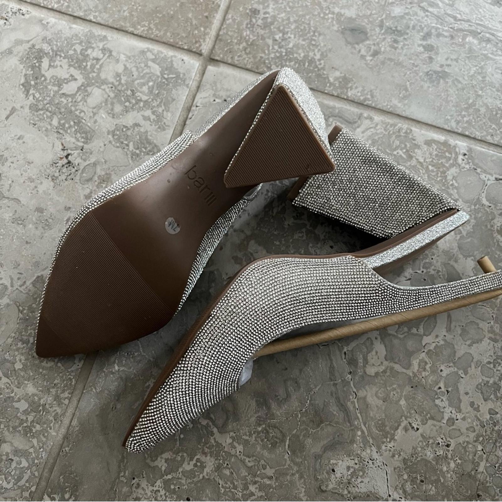 NWT Bar III Arrica Slingback Pumps, Silver Bling Size 7M New in Box Retail $89.5