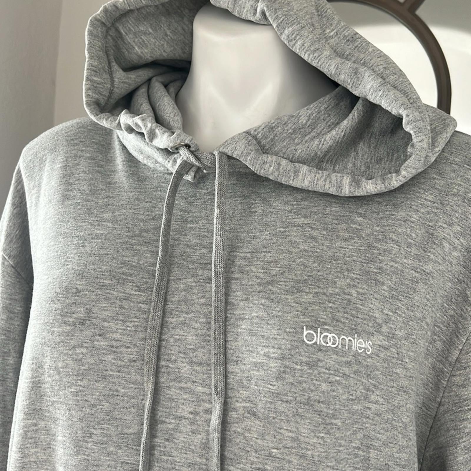 Bloomie's Unisex Rainbow Logo Hoodie in Heather Grey, Size M New w/Tag