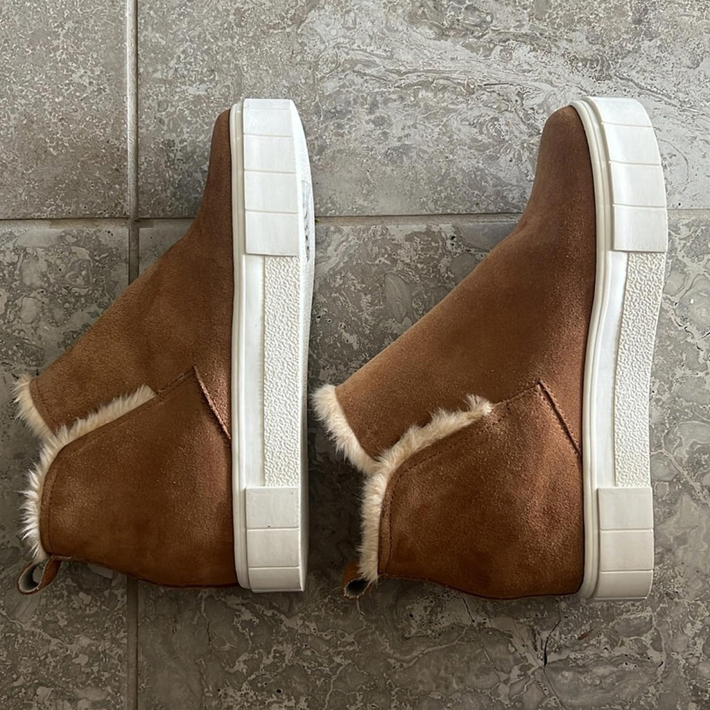 Dolce Vita Zali Sneakers in Praline Suede, Size 11, EXCELLENT