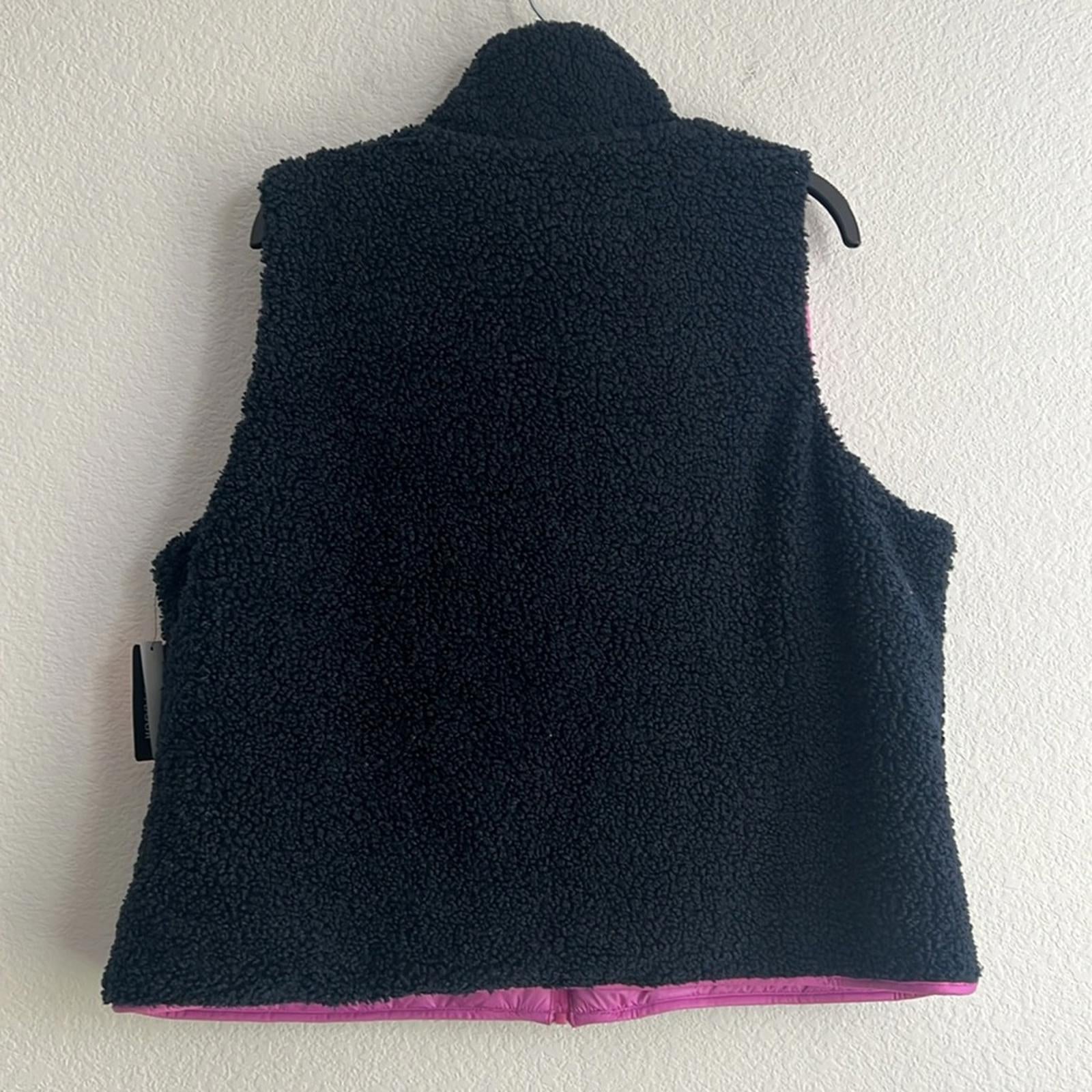 Bass Outdoor Reversible Zip-Front Vest Navy Blazer/Spring Crocus, NWT, Size XL
