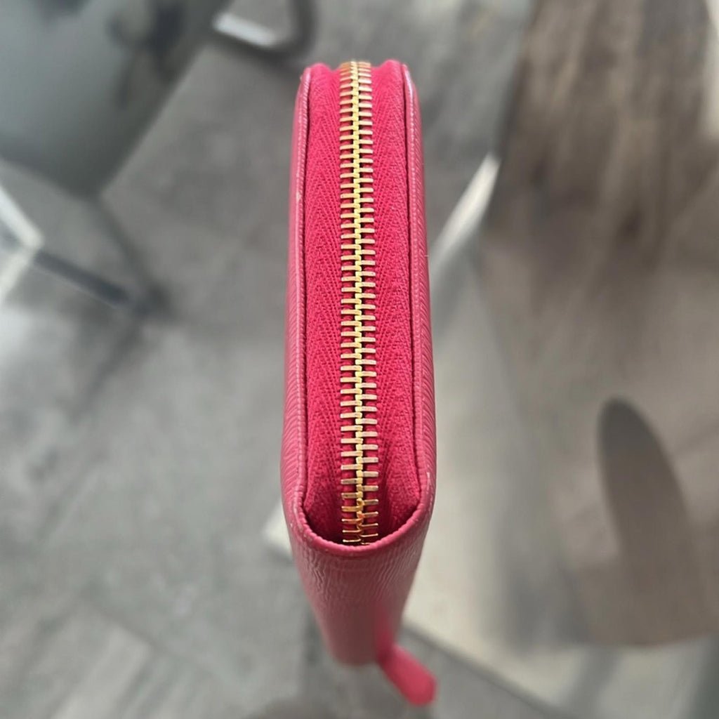 Prada Zip-Around Wallet in Pink Leather, EXCELLENT!