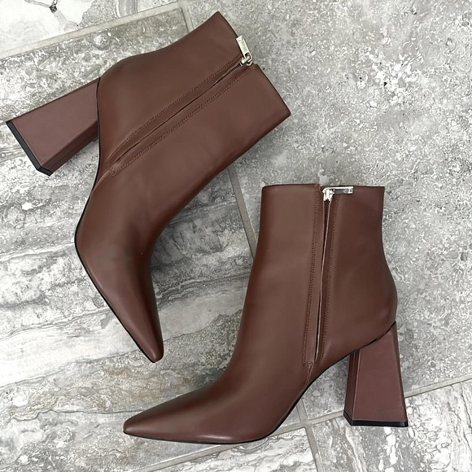 Marc Fisher LTD Kulika Leather Pointed Toe Booties, Size 10 New w/o Box