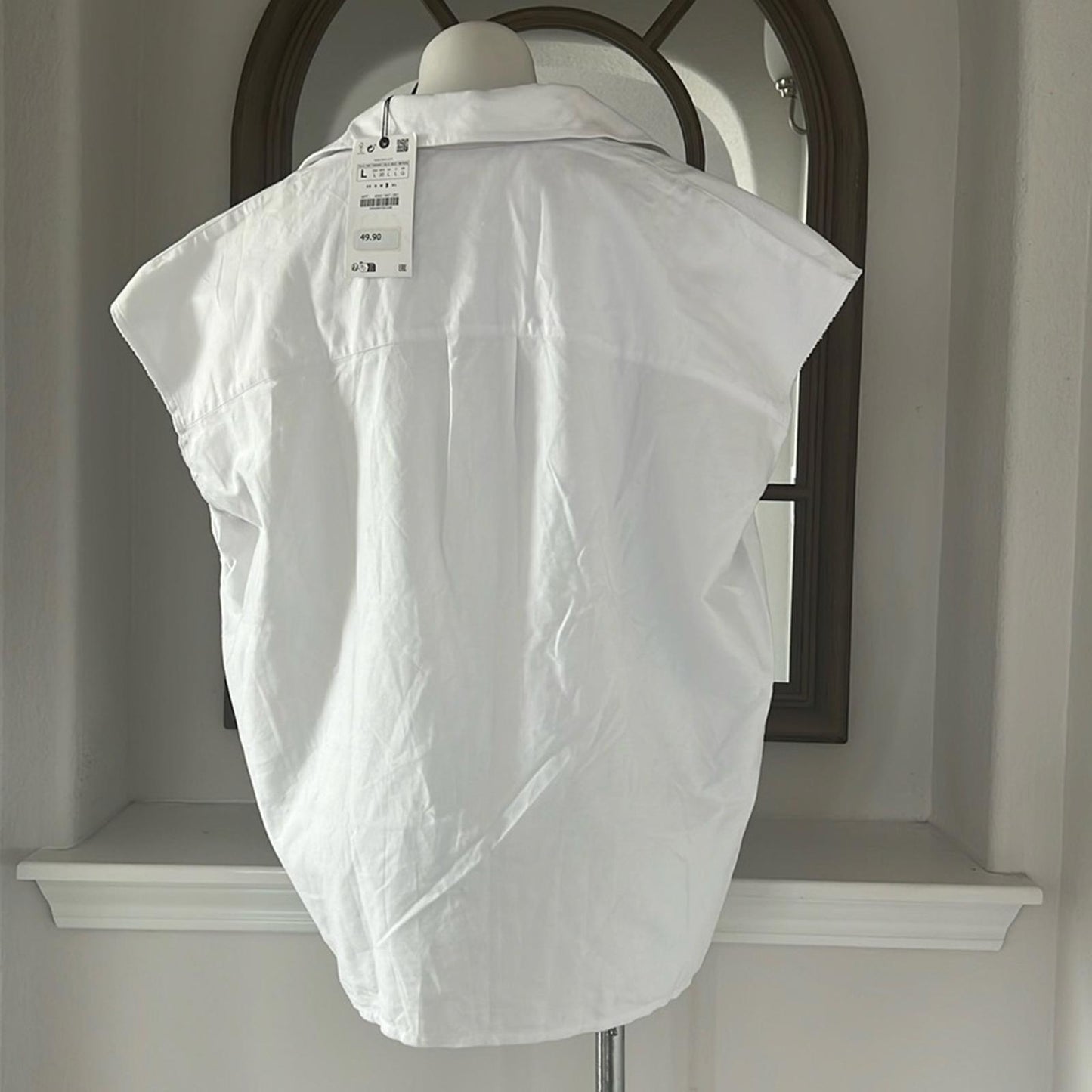 ZARA White Denim Button Up Sleeveless Shirt, Size L New w/Tag