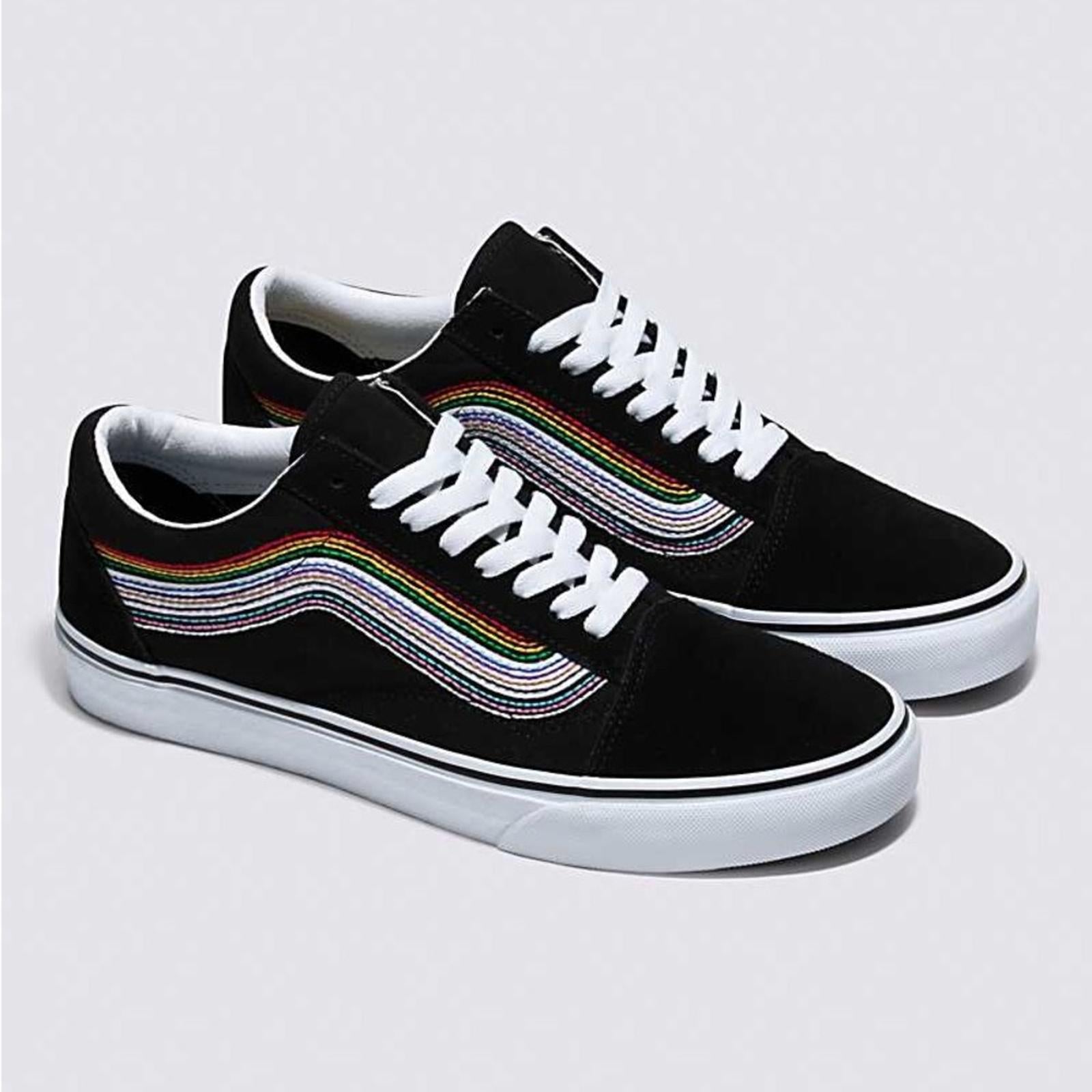 NWT Vans Old Skool Sneakers, Black Rainbow Size 6 New in Box