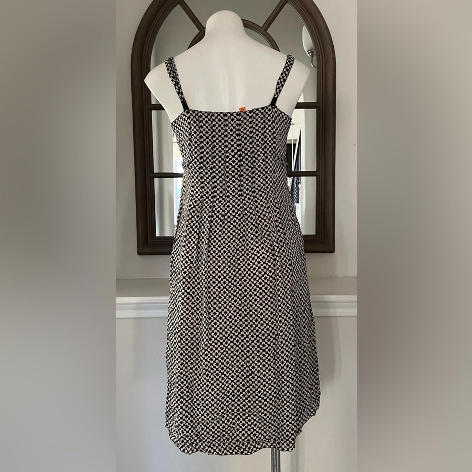 Tory Burch Midi Dress, Size 8 EXCELLENT!