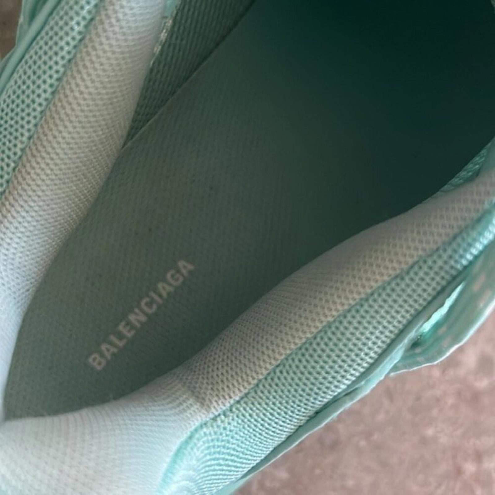 NWT Balenciaga Triple S Clear Sole Chunky Sneakers in Mint, Size 41 New in Box