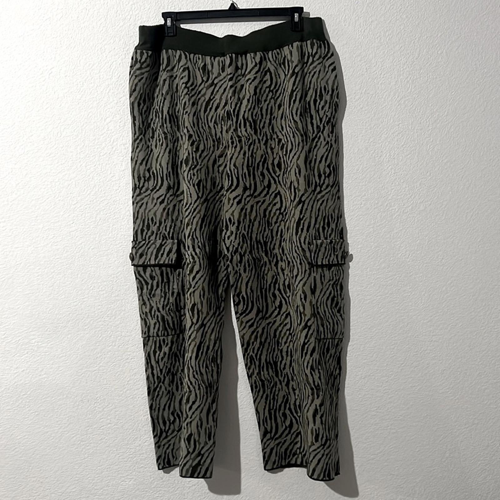 Royalty by Maluma Men's Flared Jacquard Sweater Cargo Pants, NEW, Size XXL