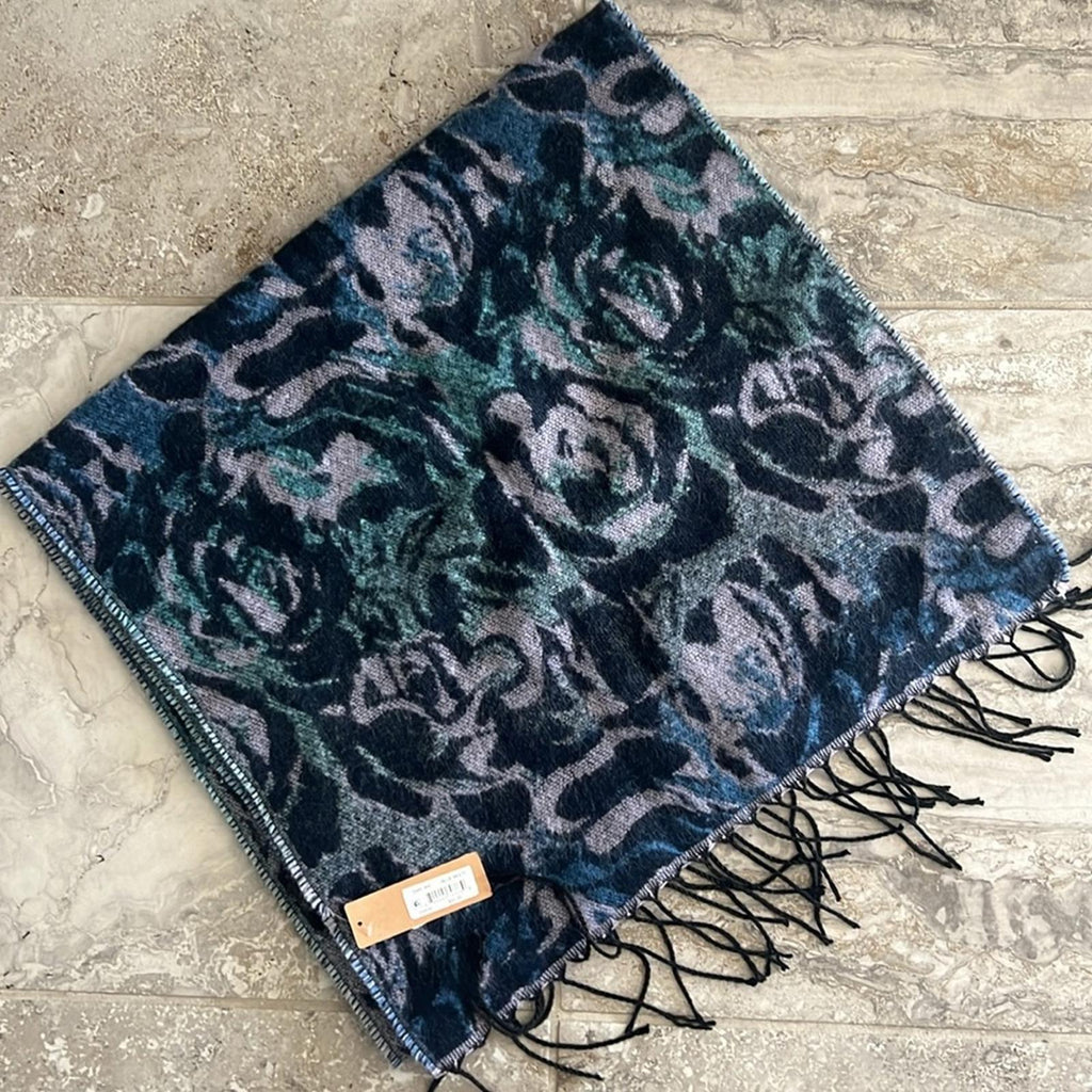 Steve Madden Vibrant Rose Jacquard Blanket Scarf with Fringe in Blue NWT