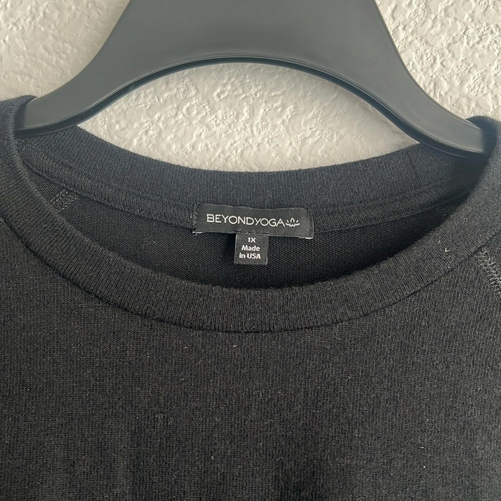 Beyond Yoga Plus Raglan Sleeve Bopo Pullover in Black, NWT, Size 1X