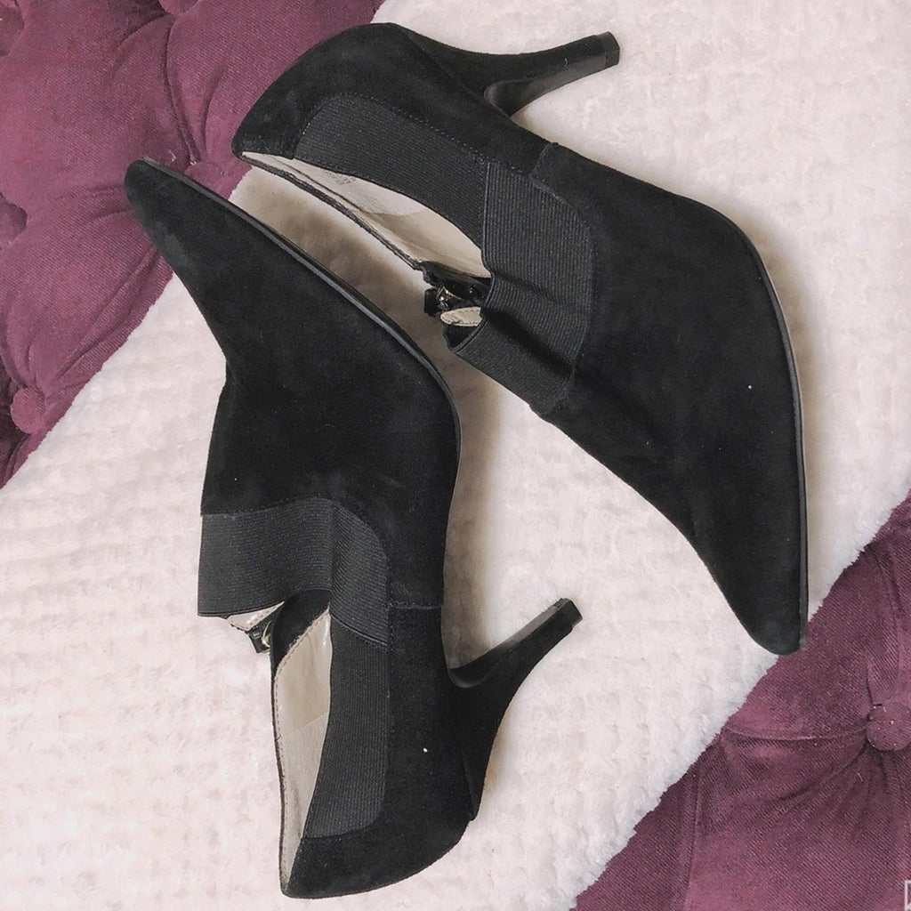 Ellen Tracy Bree Pointed Toe Suede Ankle Boots in Black, Size 10
