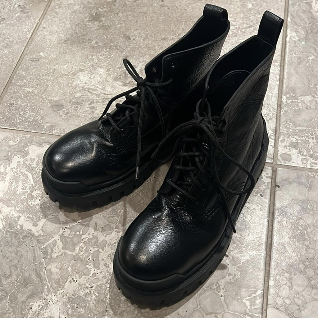 Balenciaga Strike Combat Boots in Black, Size 8.5 New in Box +2 Dust Bags