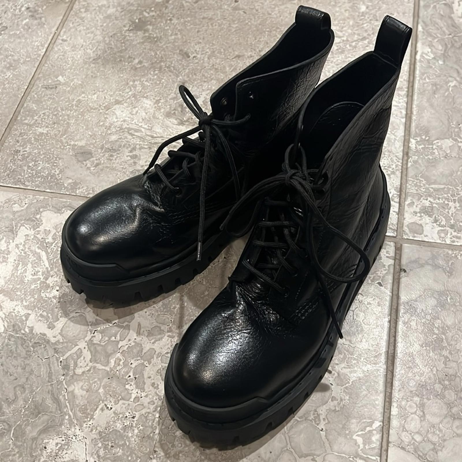Balenciaga Strike Combat Boots in Black, Size 8.5 New in Box +2 Dust Bags