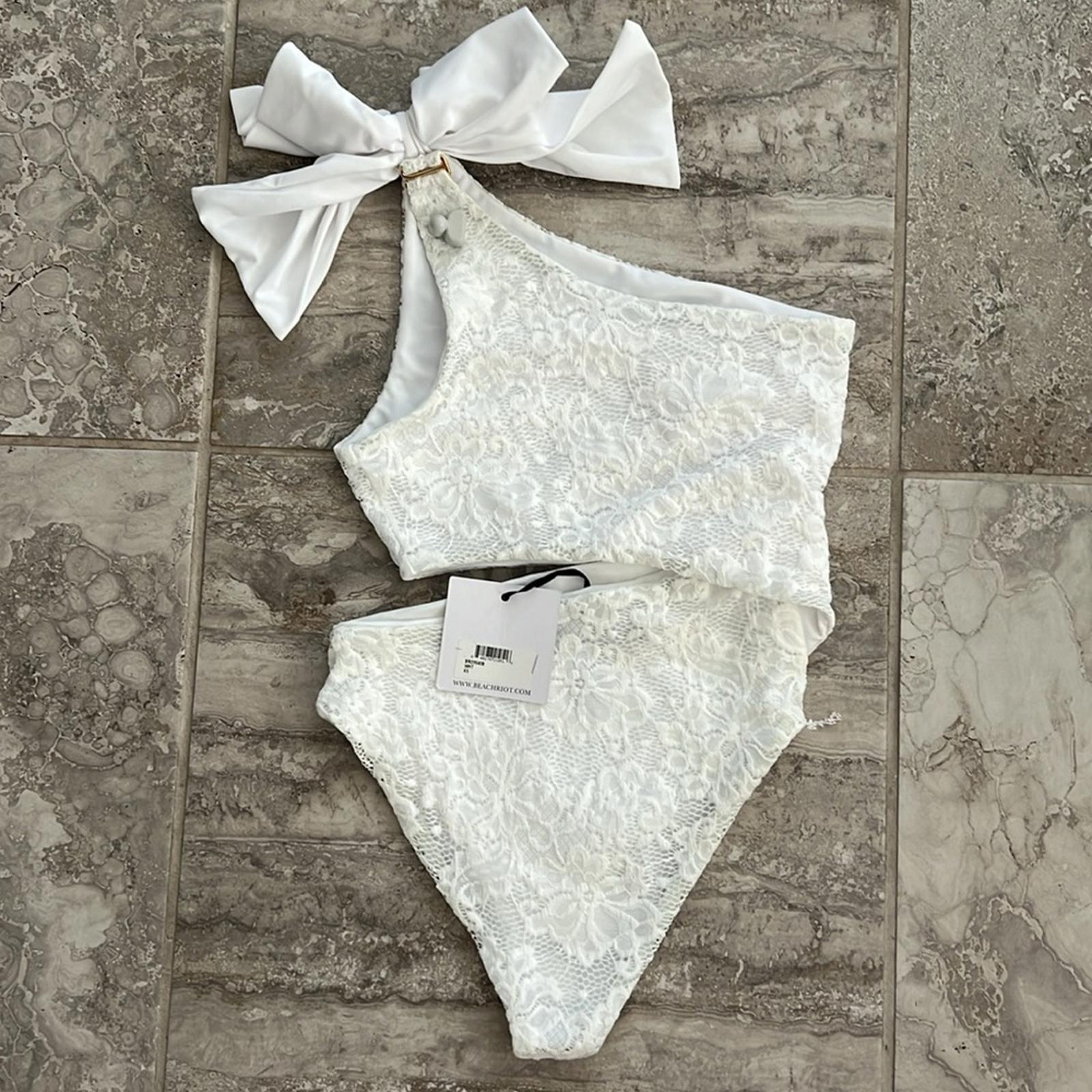 Beach Riot x REVOLVE Selena Lace Bridal One Piece Swimsuit, White Size XS NEW