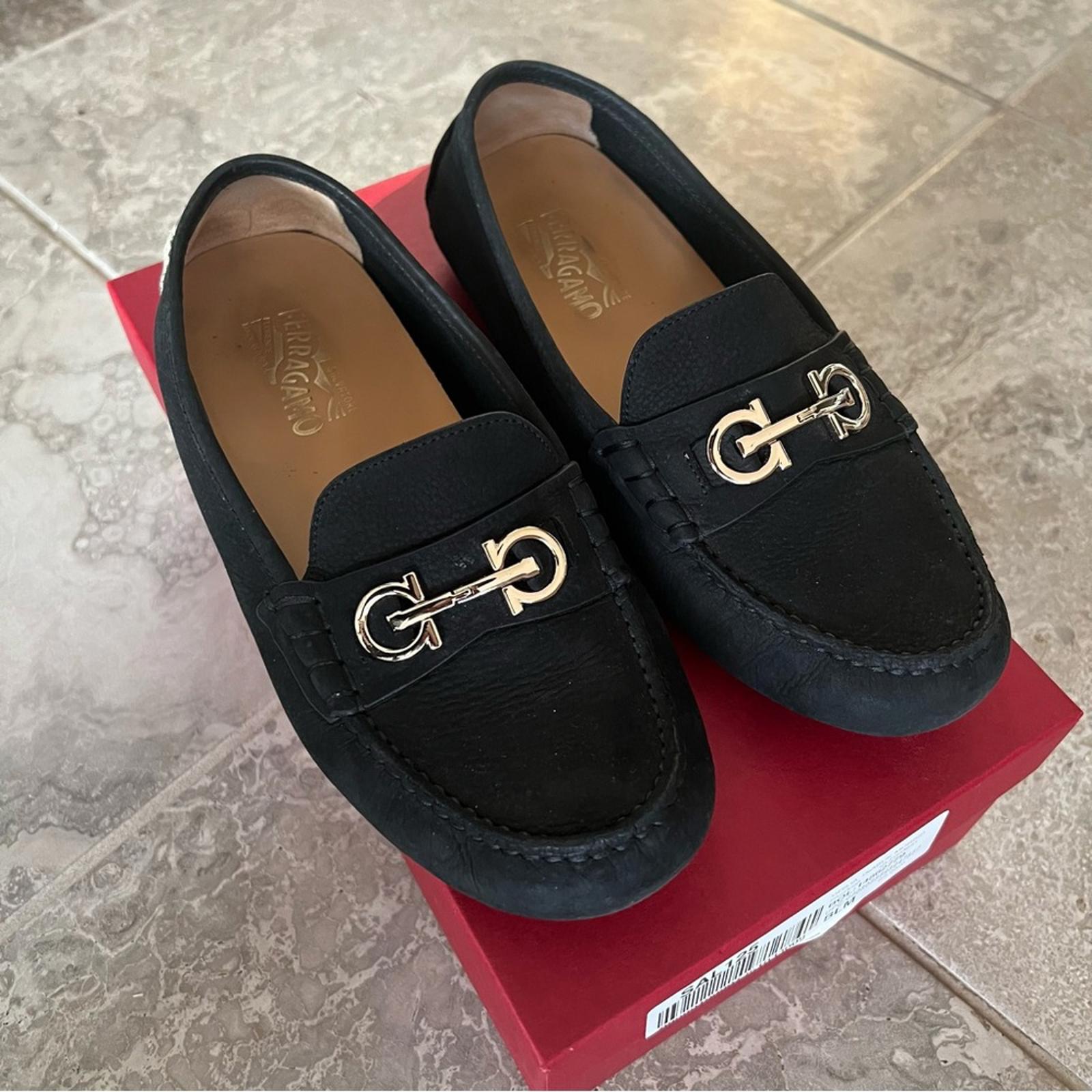 Salvatore Ferragamo Odilia Nubuck Driving Loafers, Black Size 8 EXCELLENT!