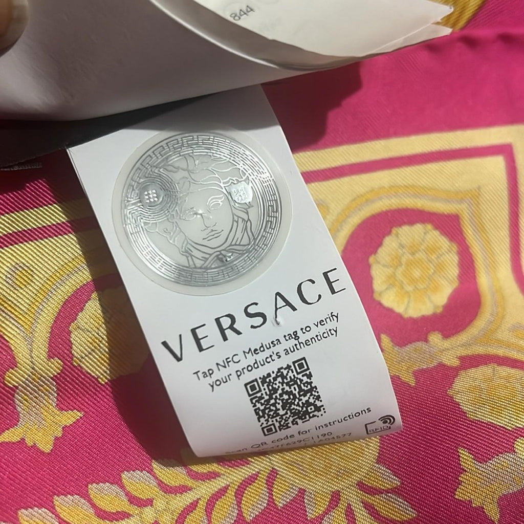 NEW Versace Barocco Print Silk Scarf Foulard, Pink/Gold  Size 36”x35” New $575